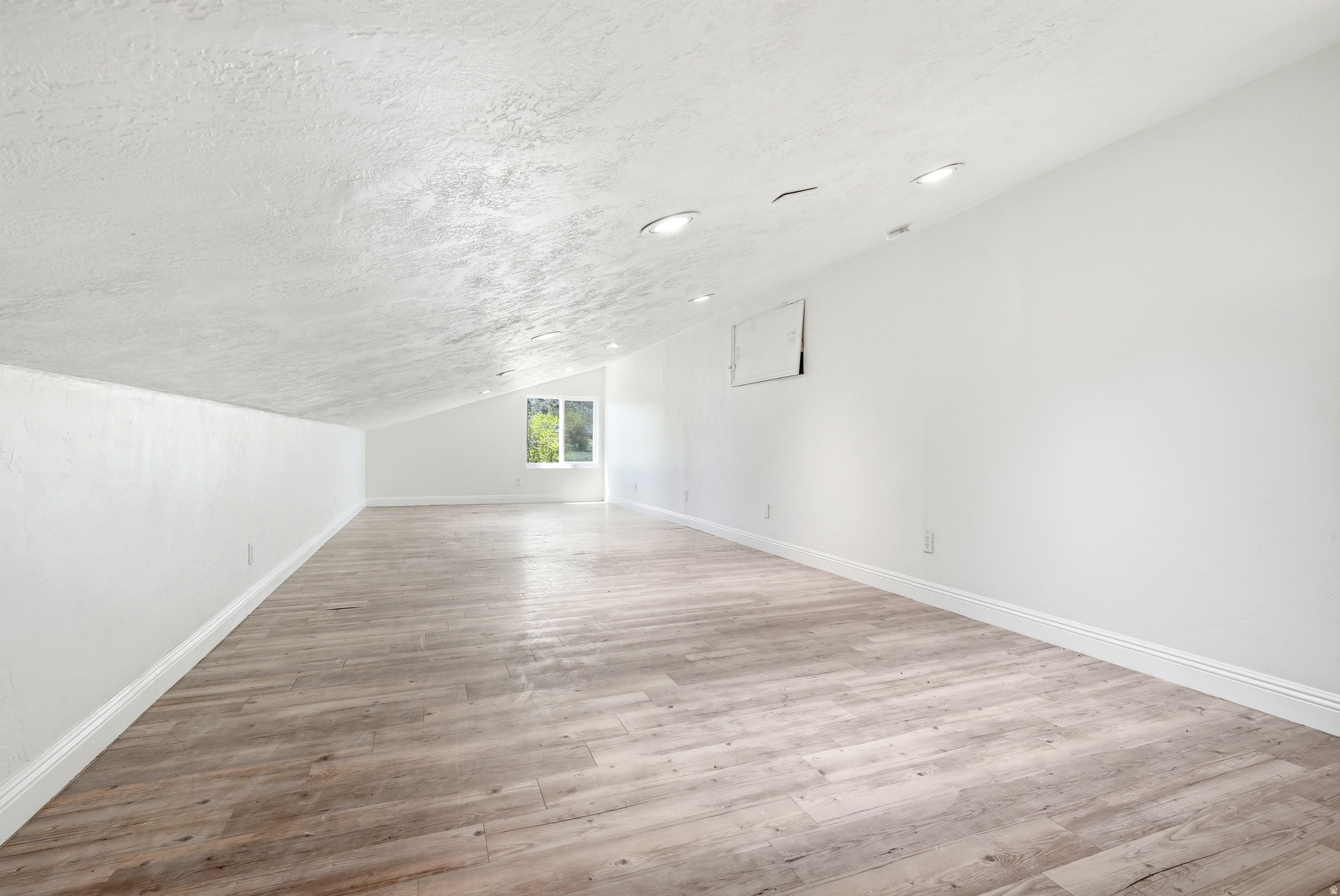 main property photo 67