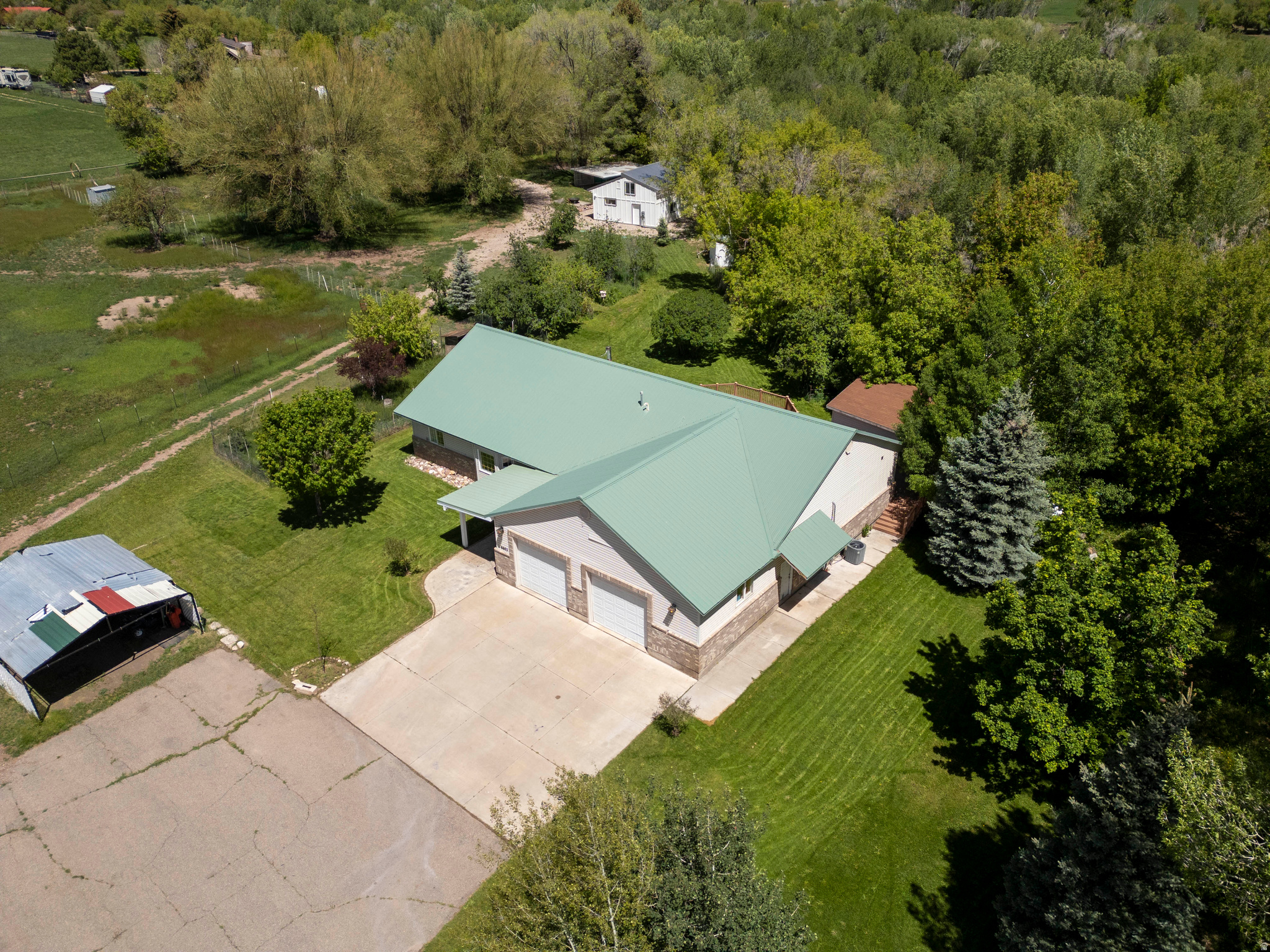 main property photo 86