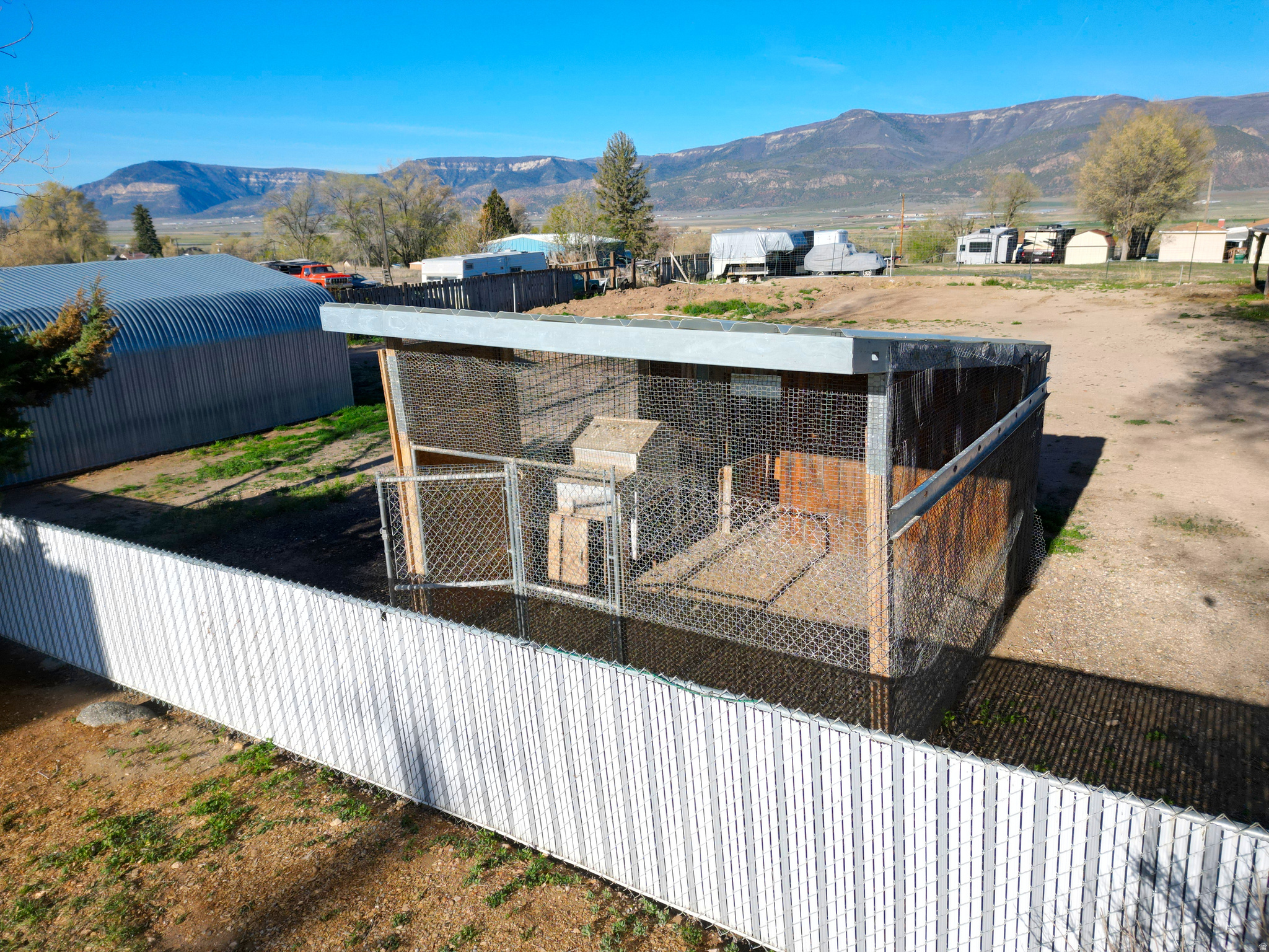 main property photo 19