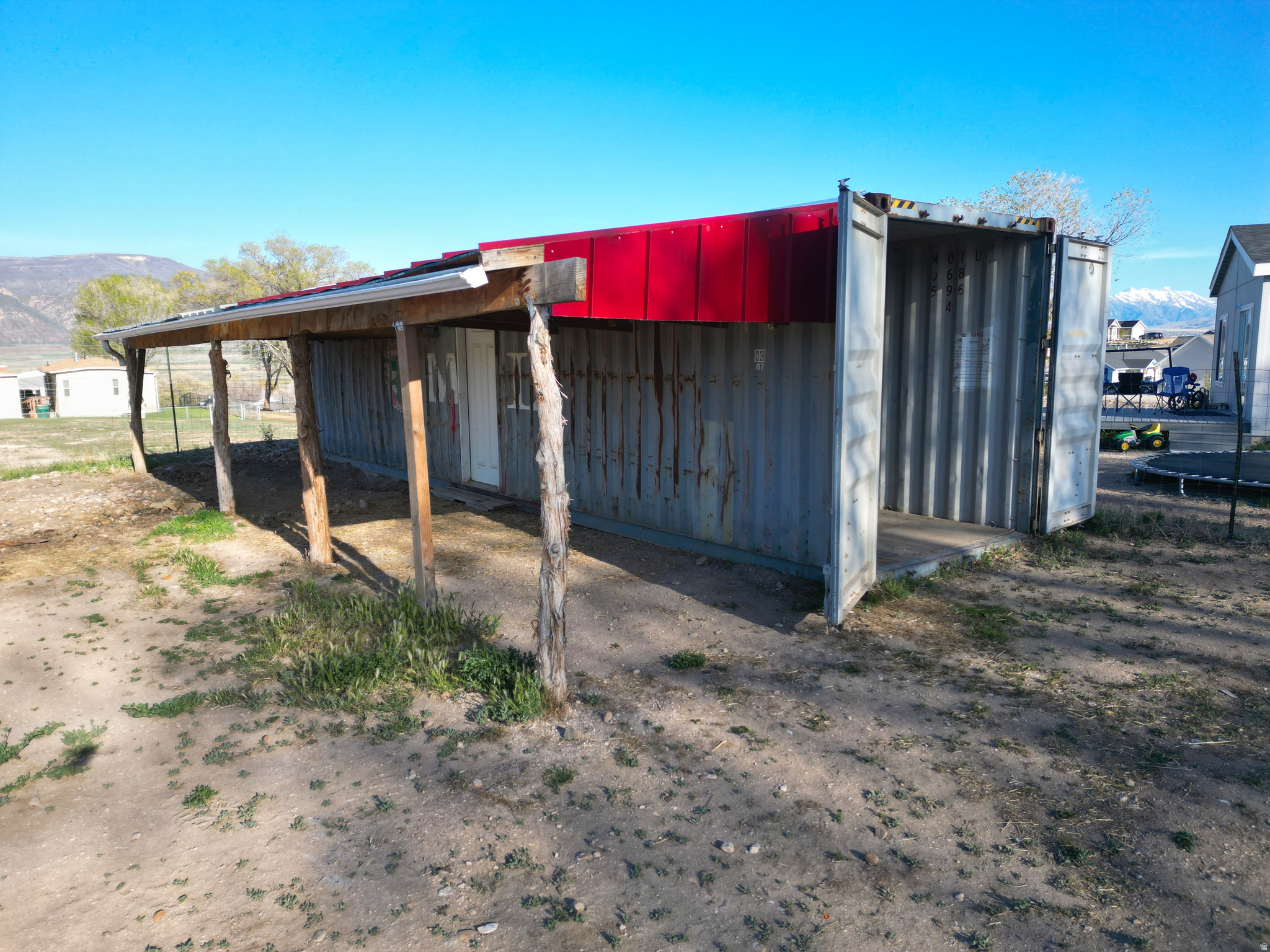 main property photo 20