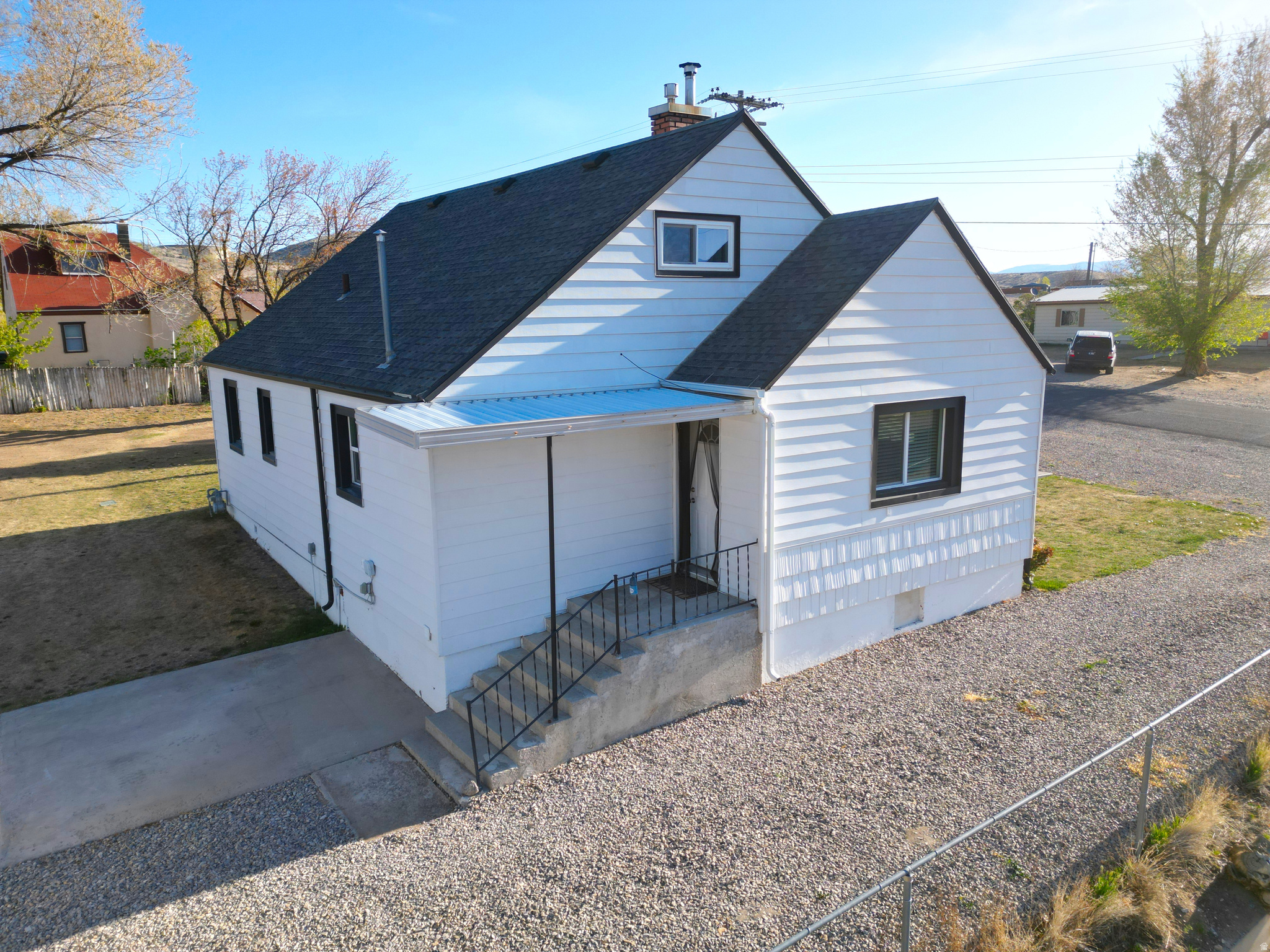 main property photo 31