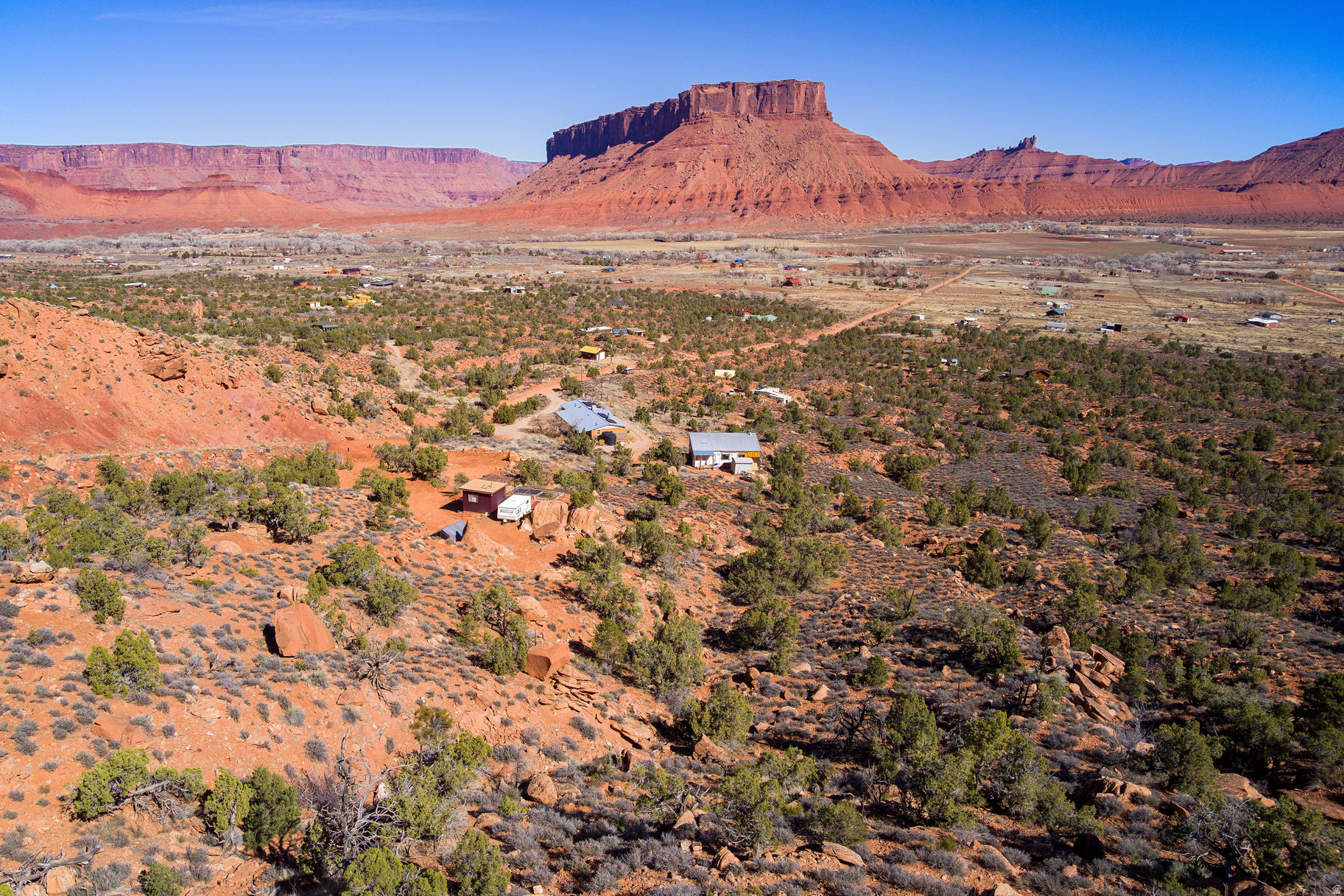 main property photo 15
