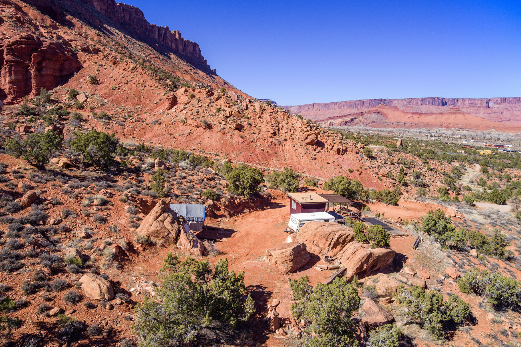 main property photo 23