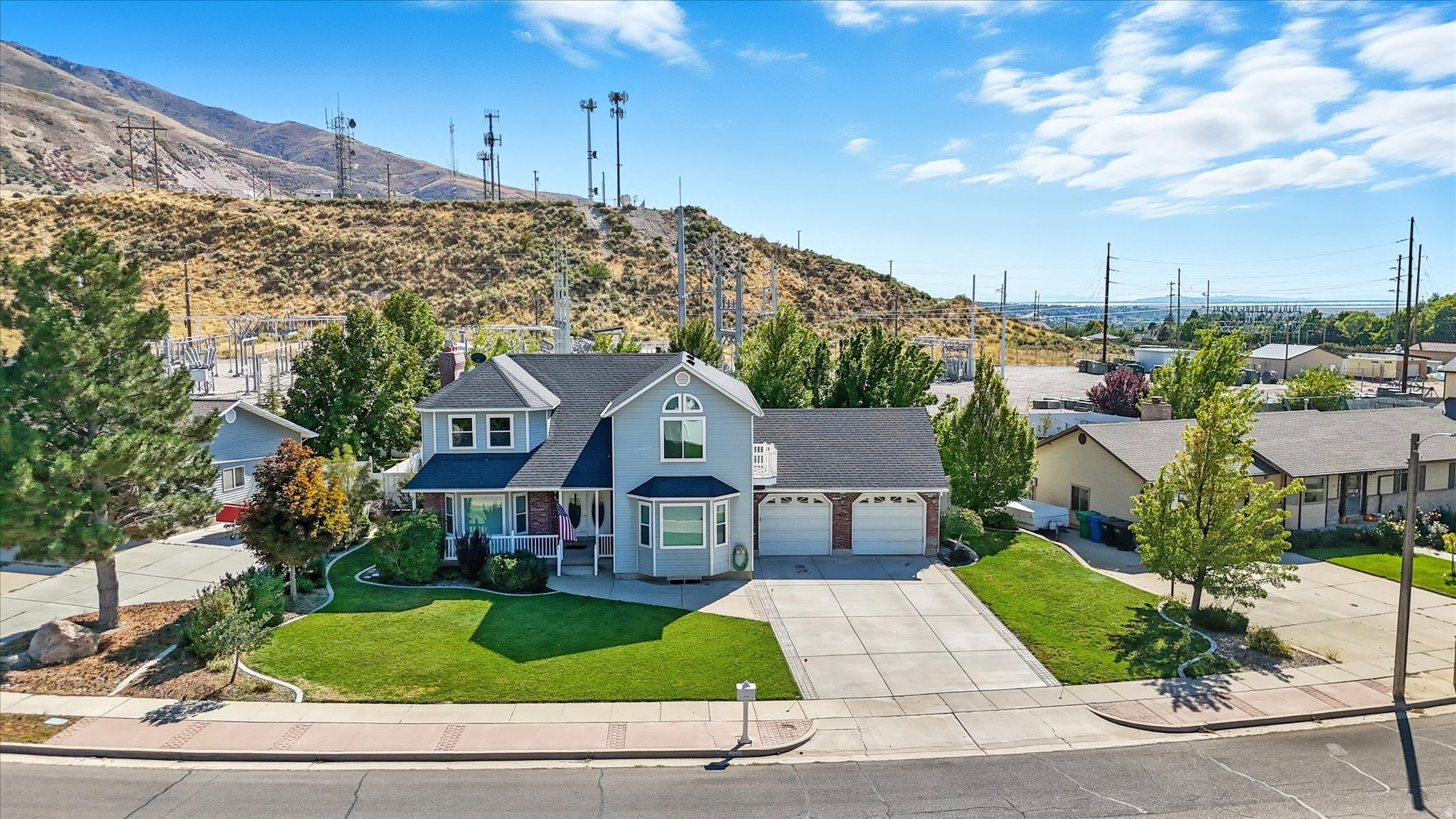 main property photo 73
