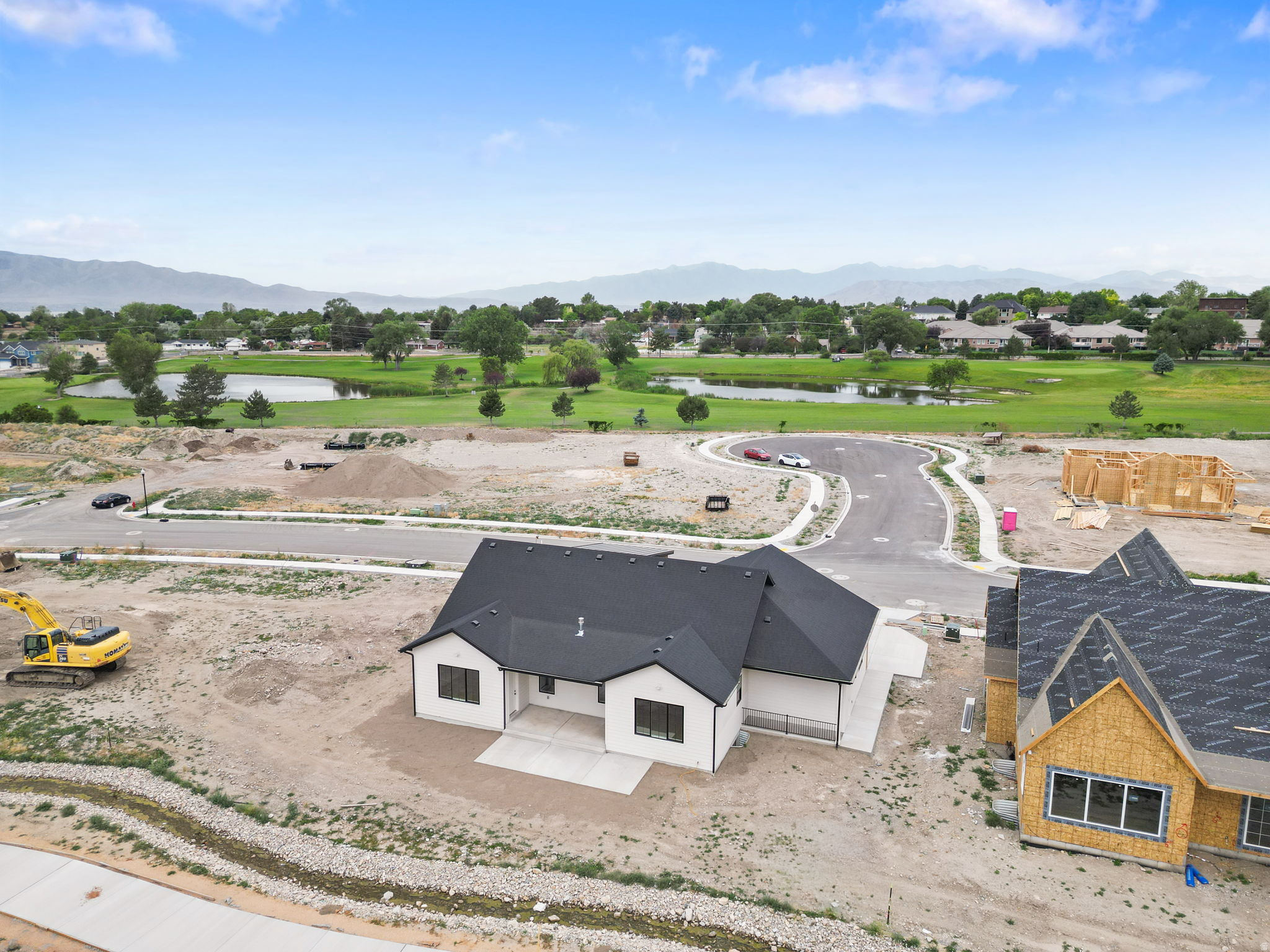 main property photo 33