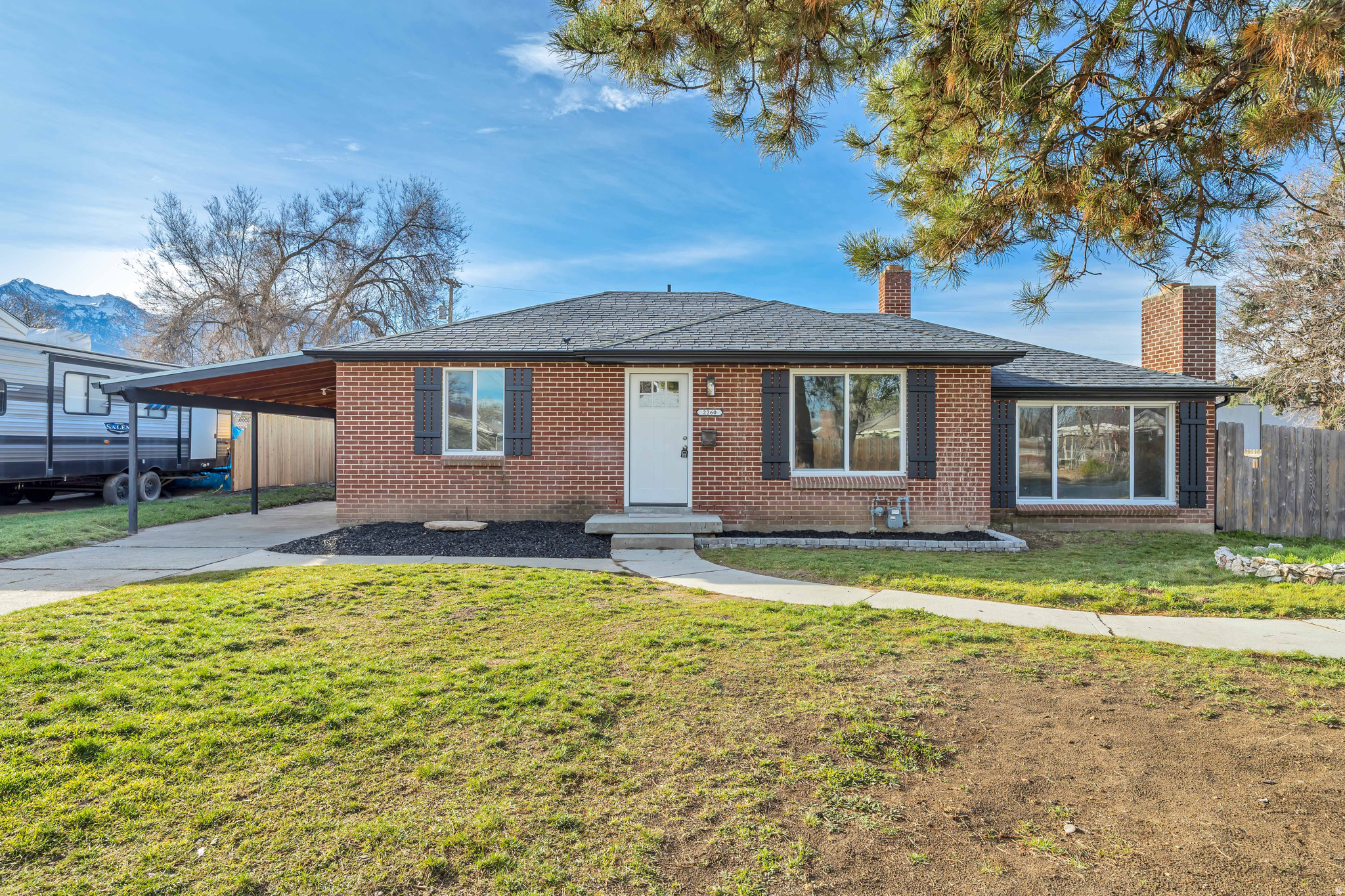 main property photo 14
