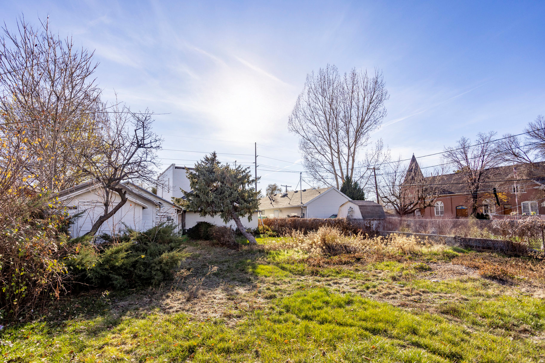 main property photo 16