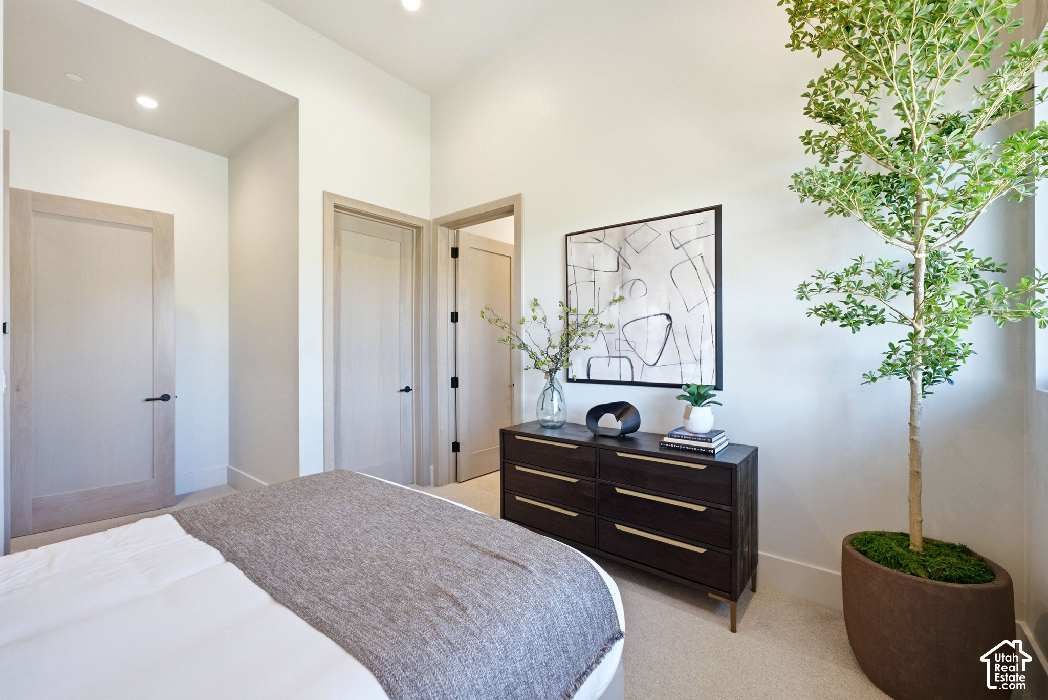 main property photo 105