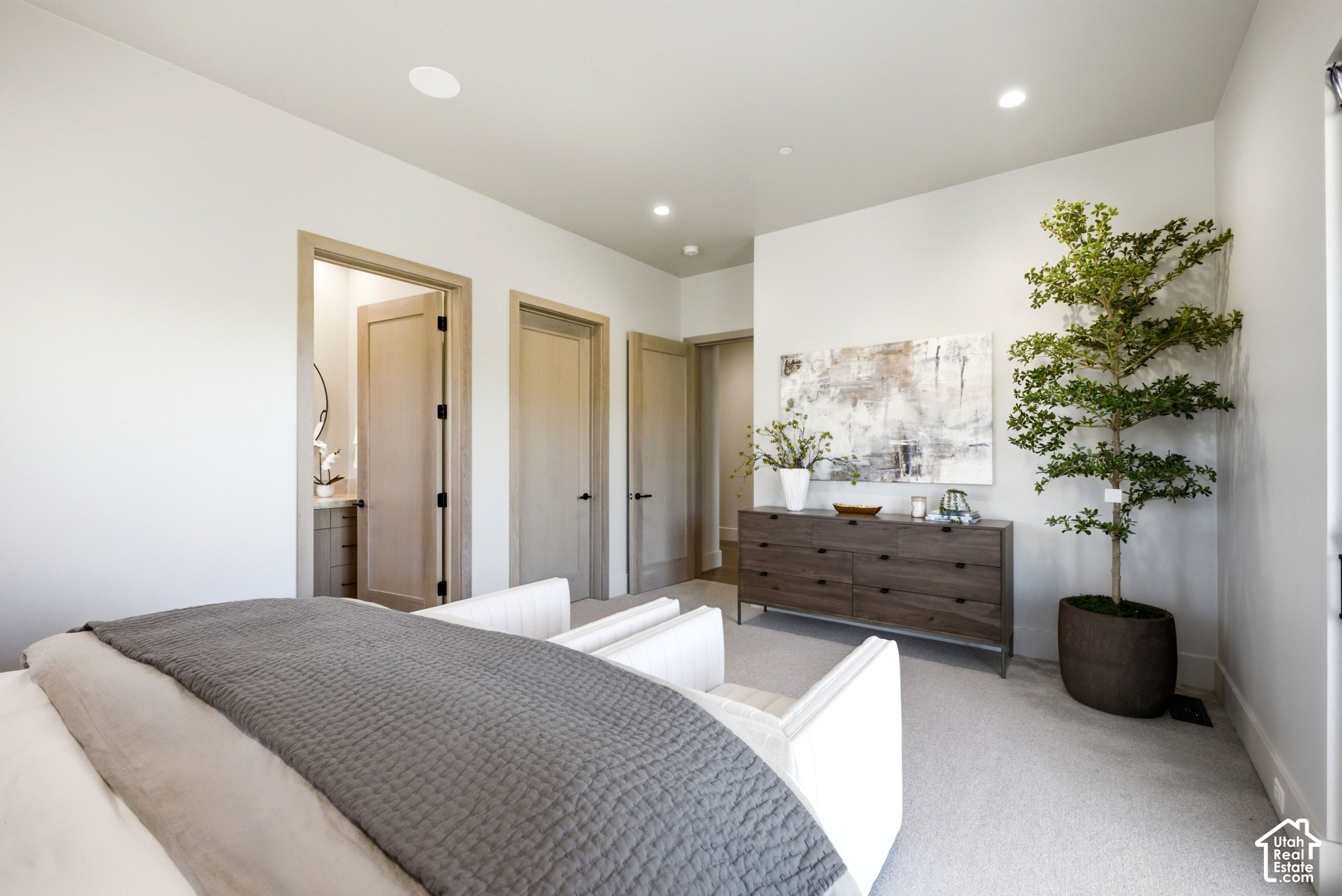 main property photo 108