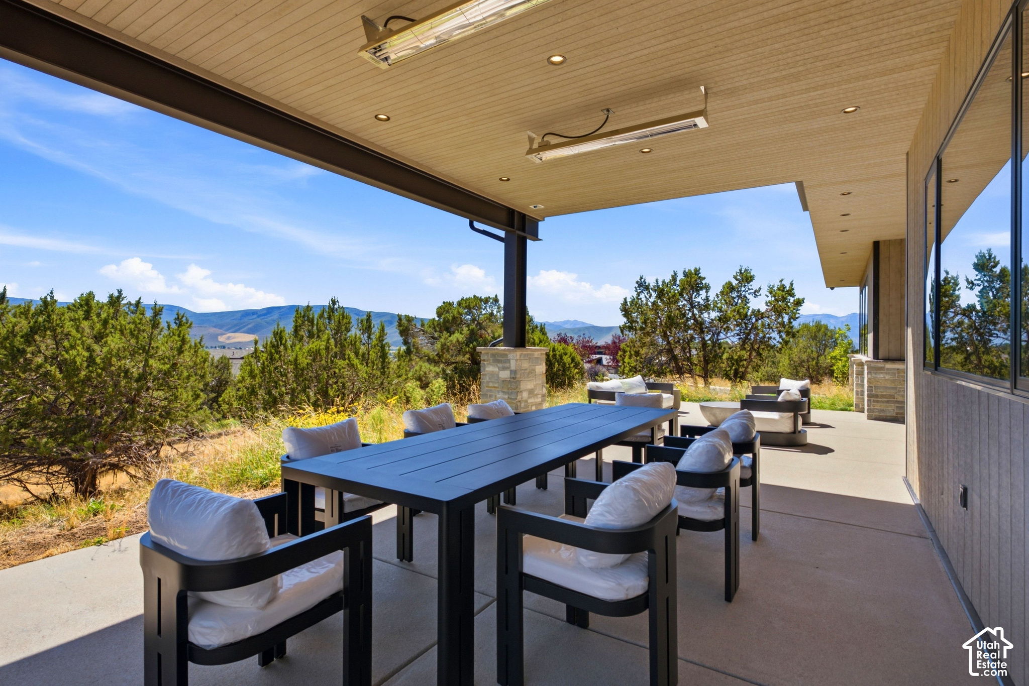 main property photo 112