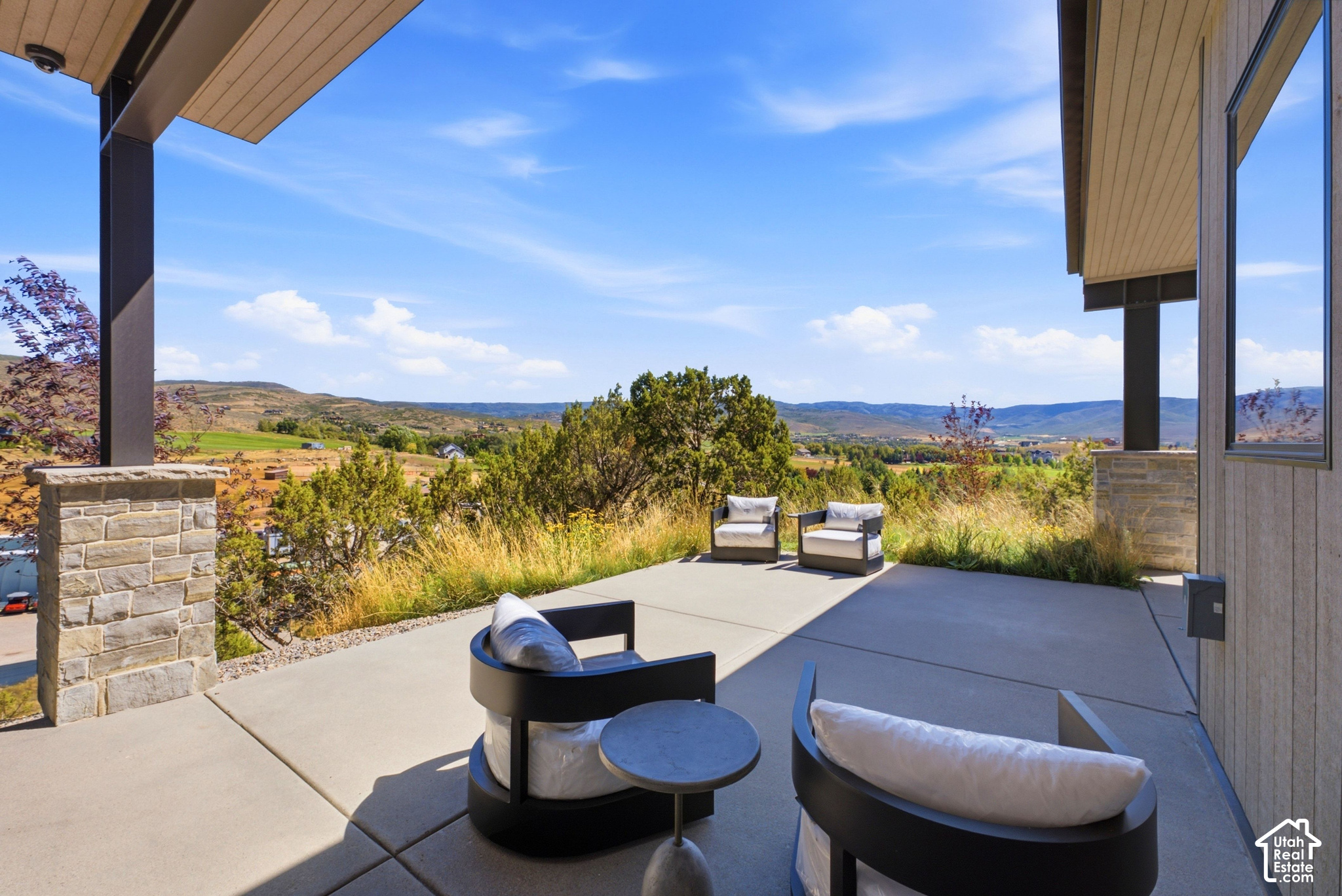 main property photo 113