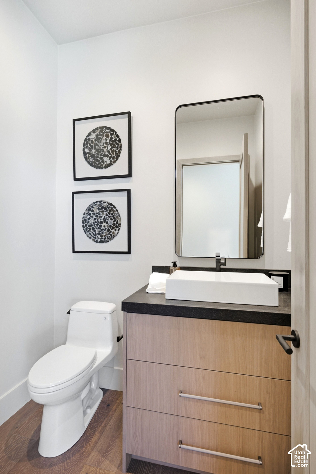 main property photo 99