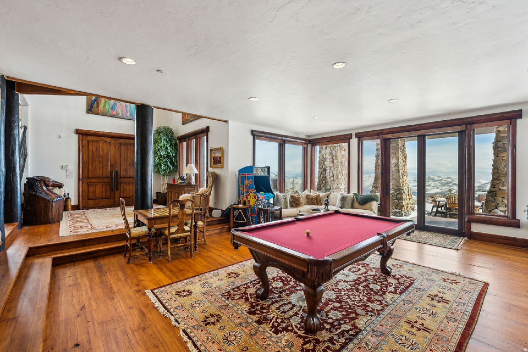 main property photo 39