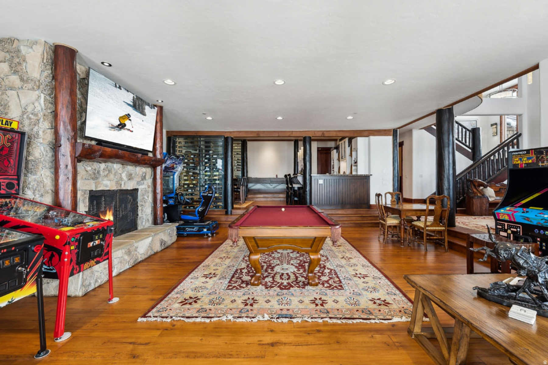 main property photo 42