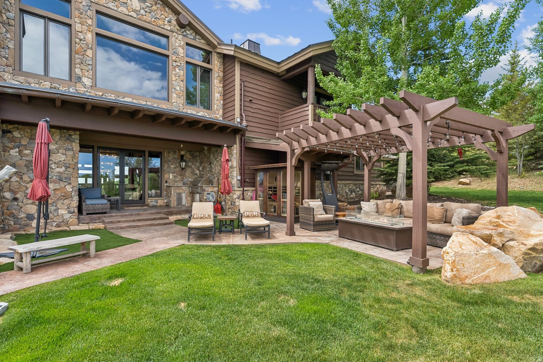 main property photo 59