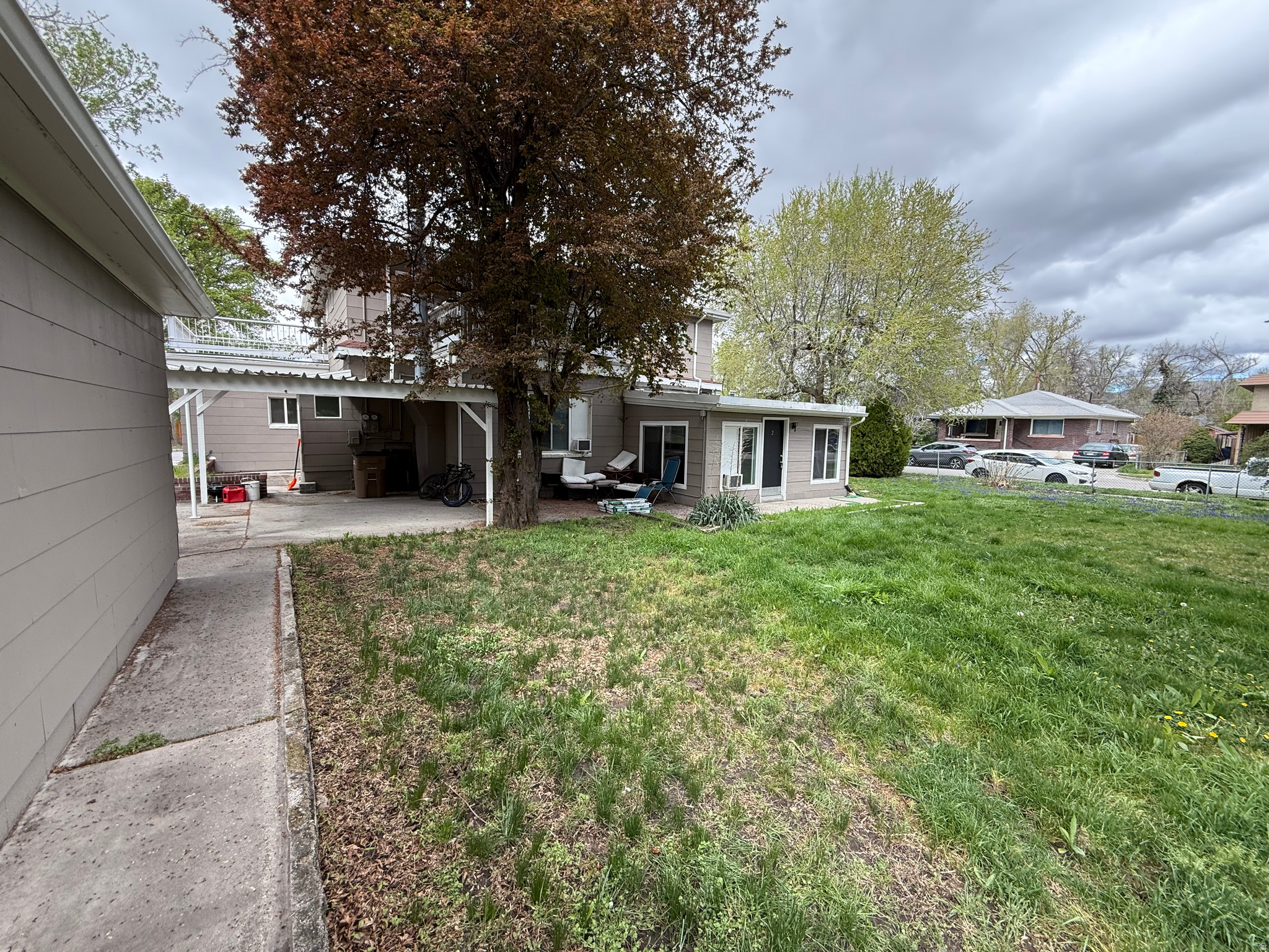 main property photo 40