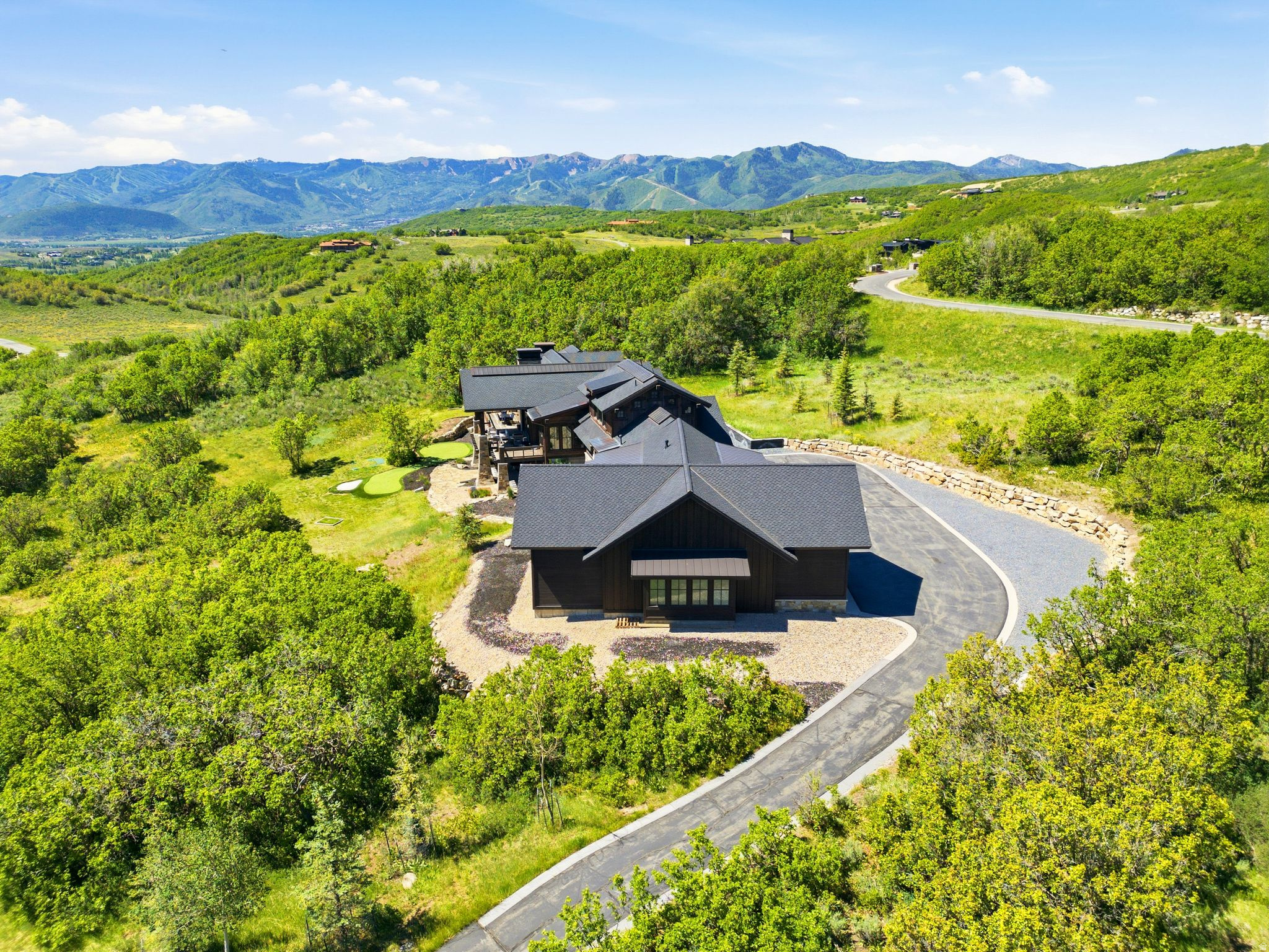 main property photo 22