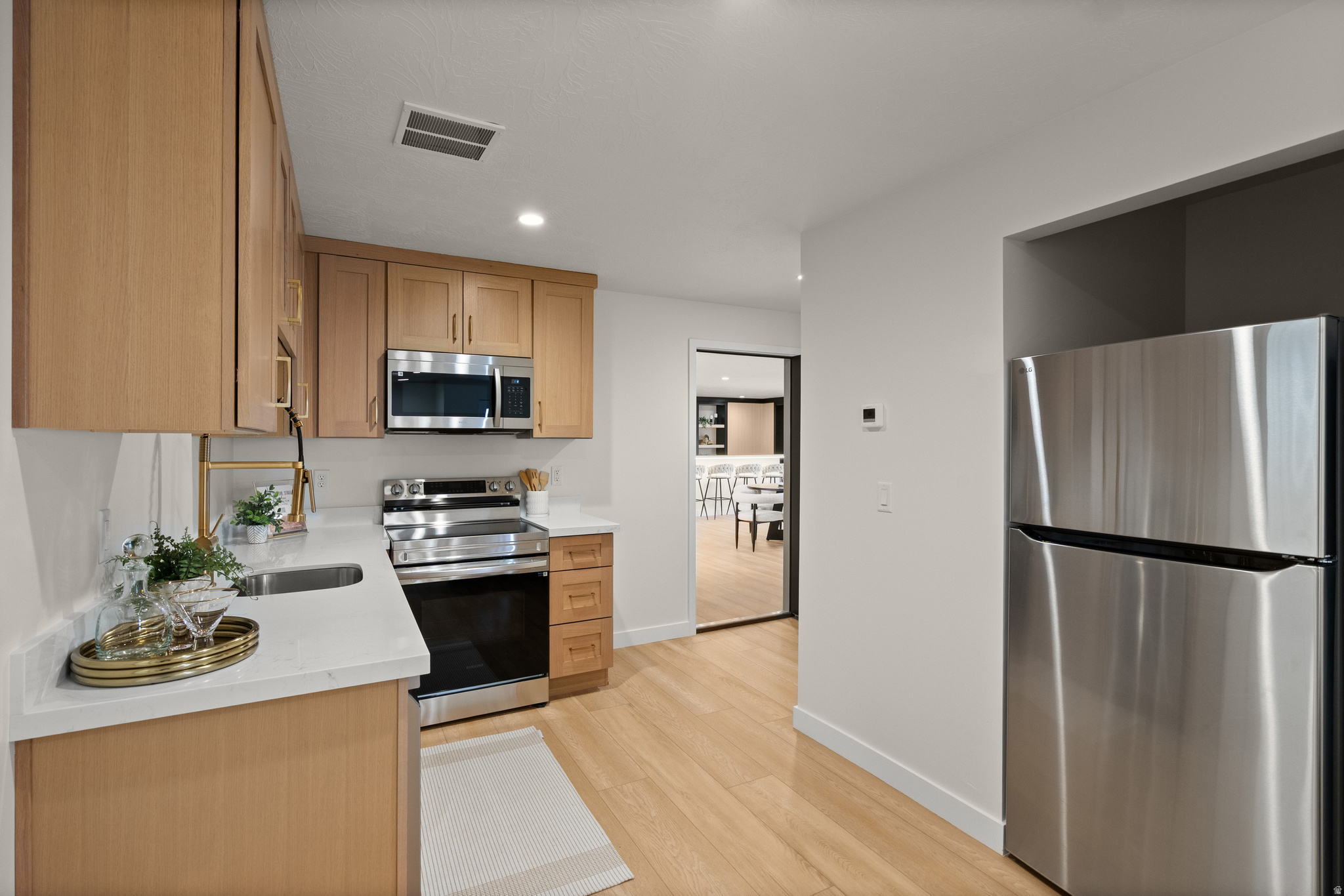main property photo 74
