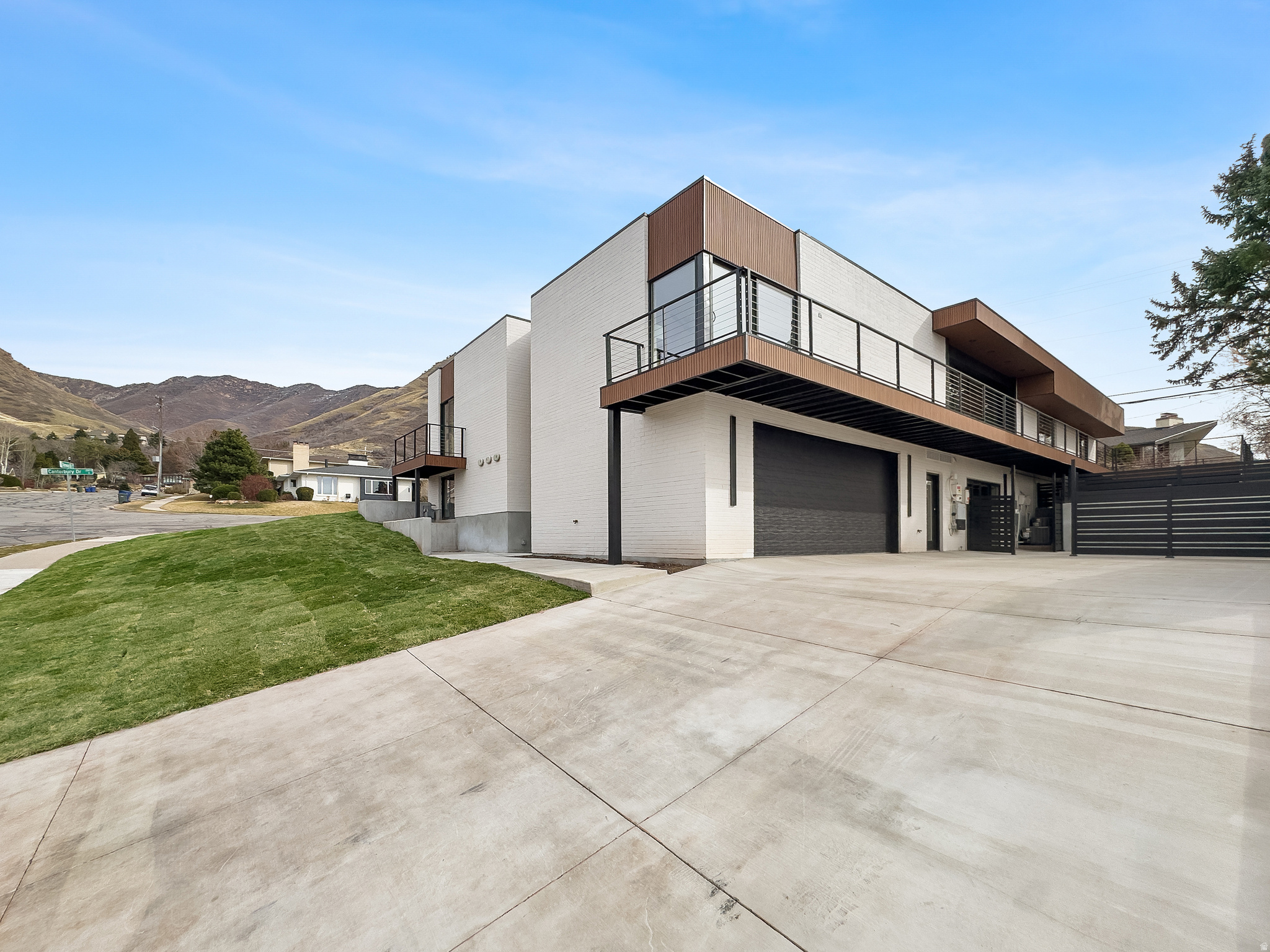 main property photo 83
