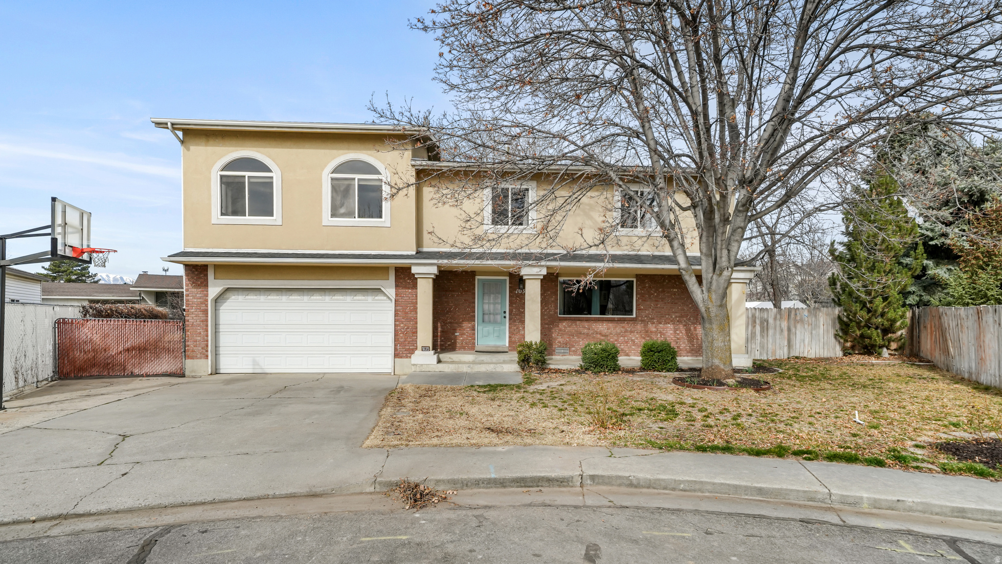 main property photo 19