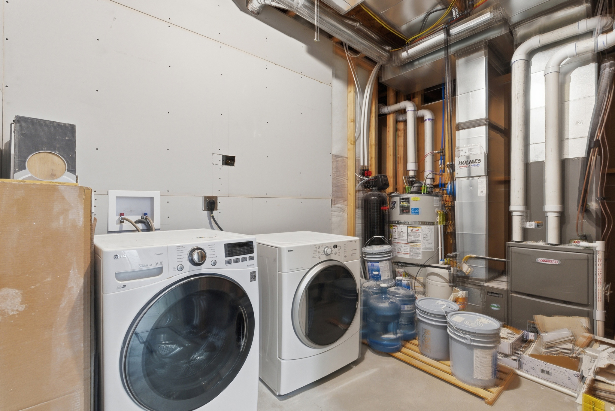 main property photo 43