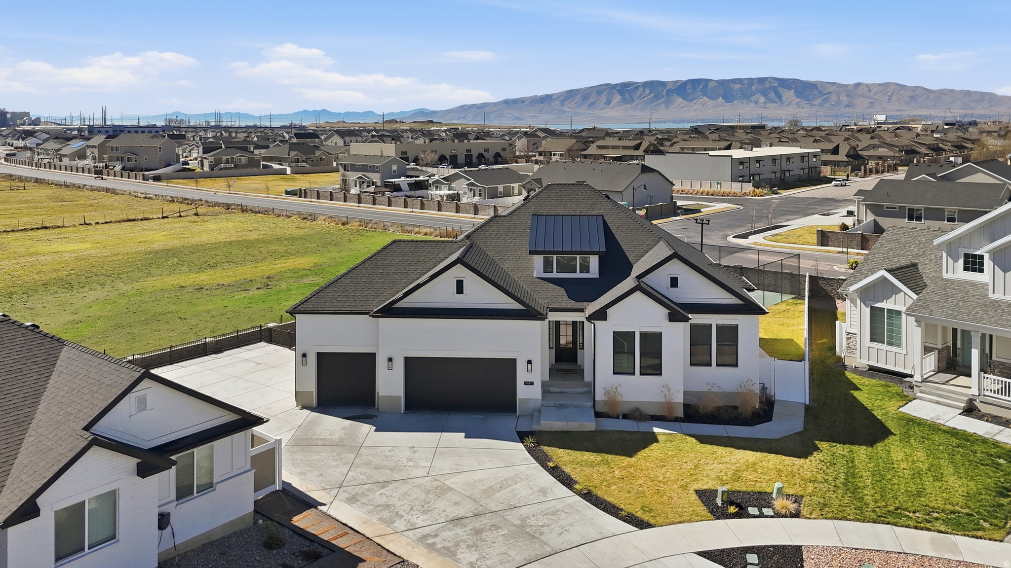 main property photo 58