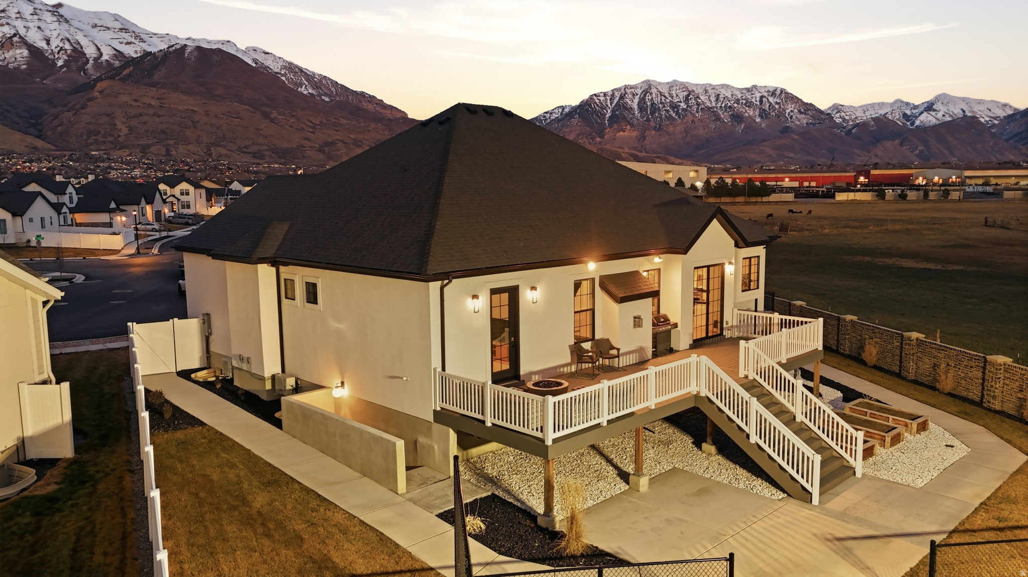 main property photo 80