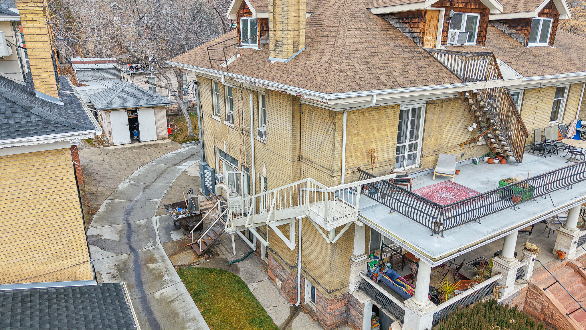 main property photo 48