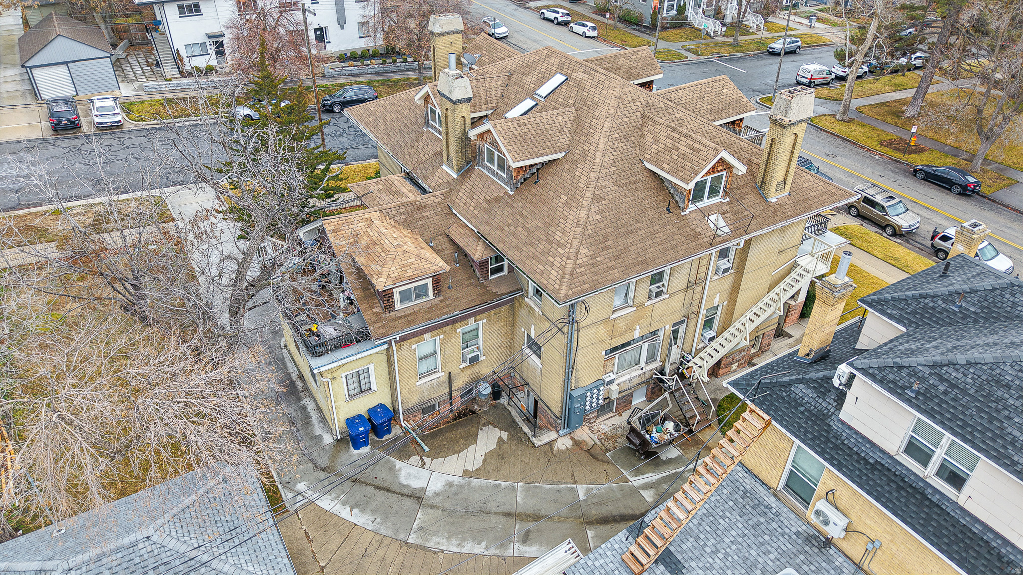 main property photo 50