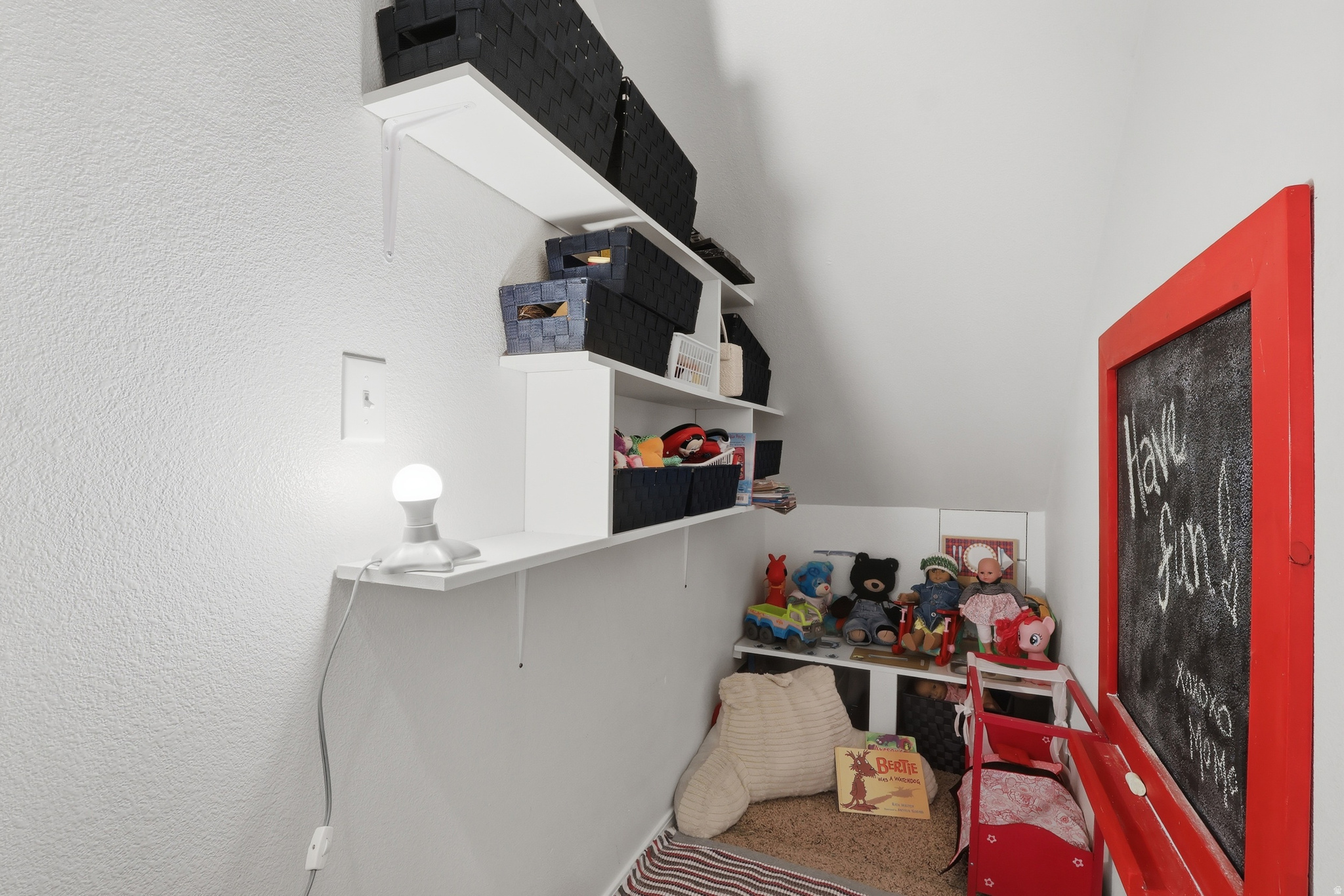 main property photo 13