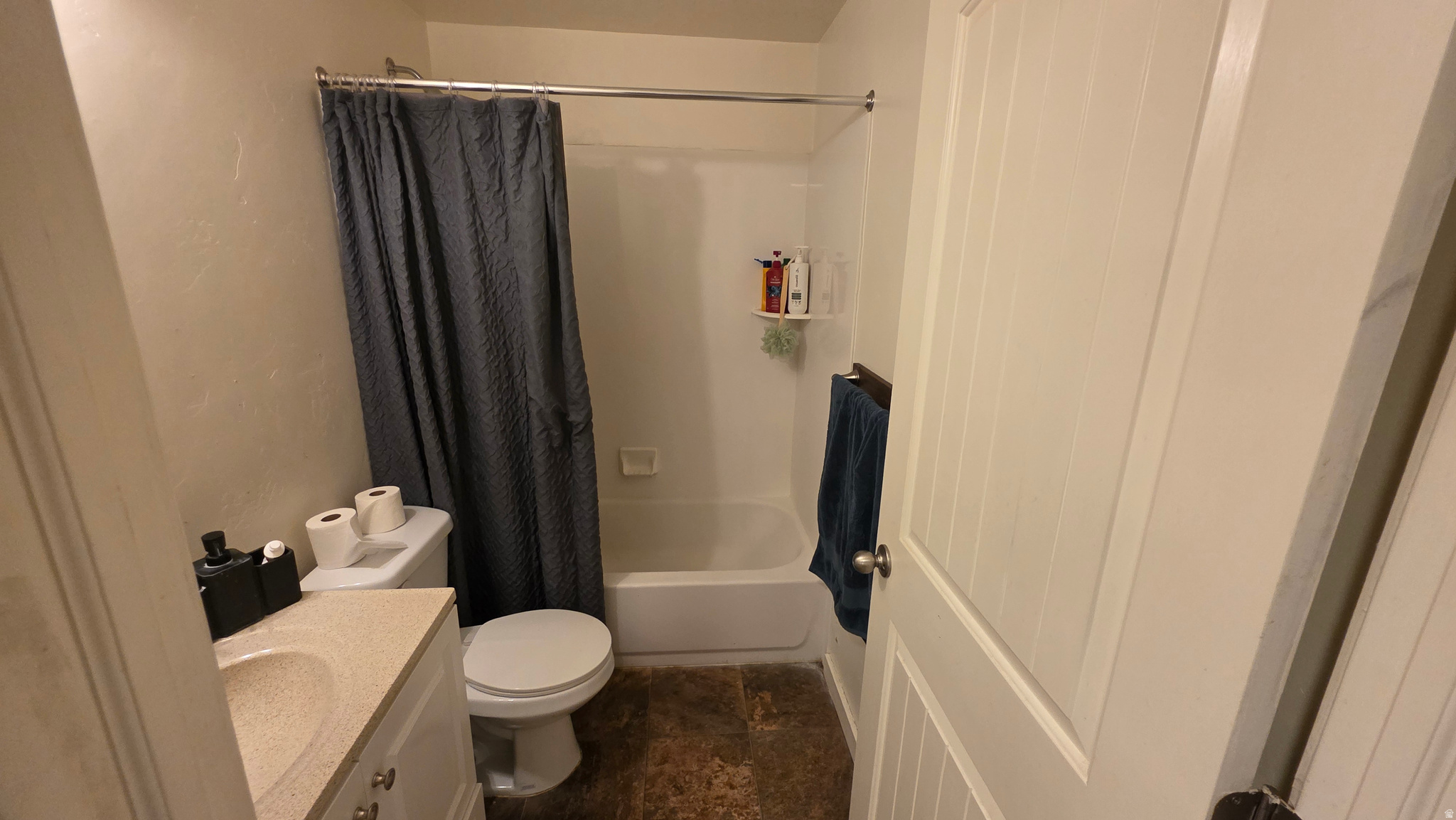main property photo 23