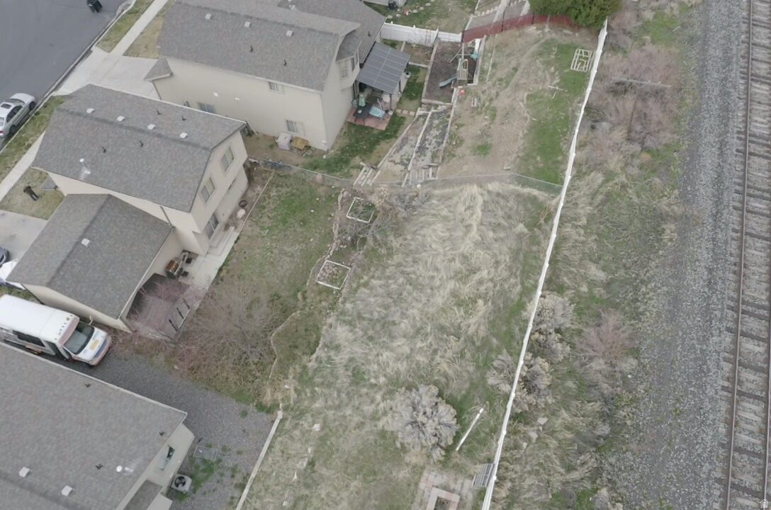 main property photo 57