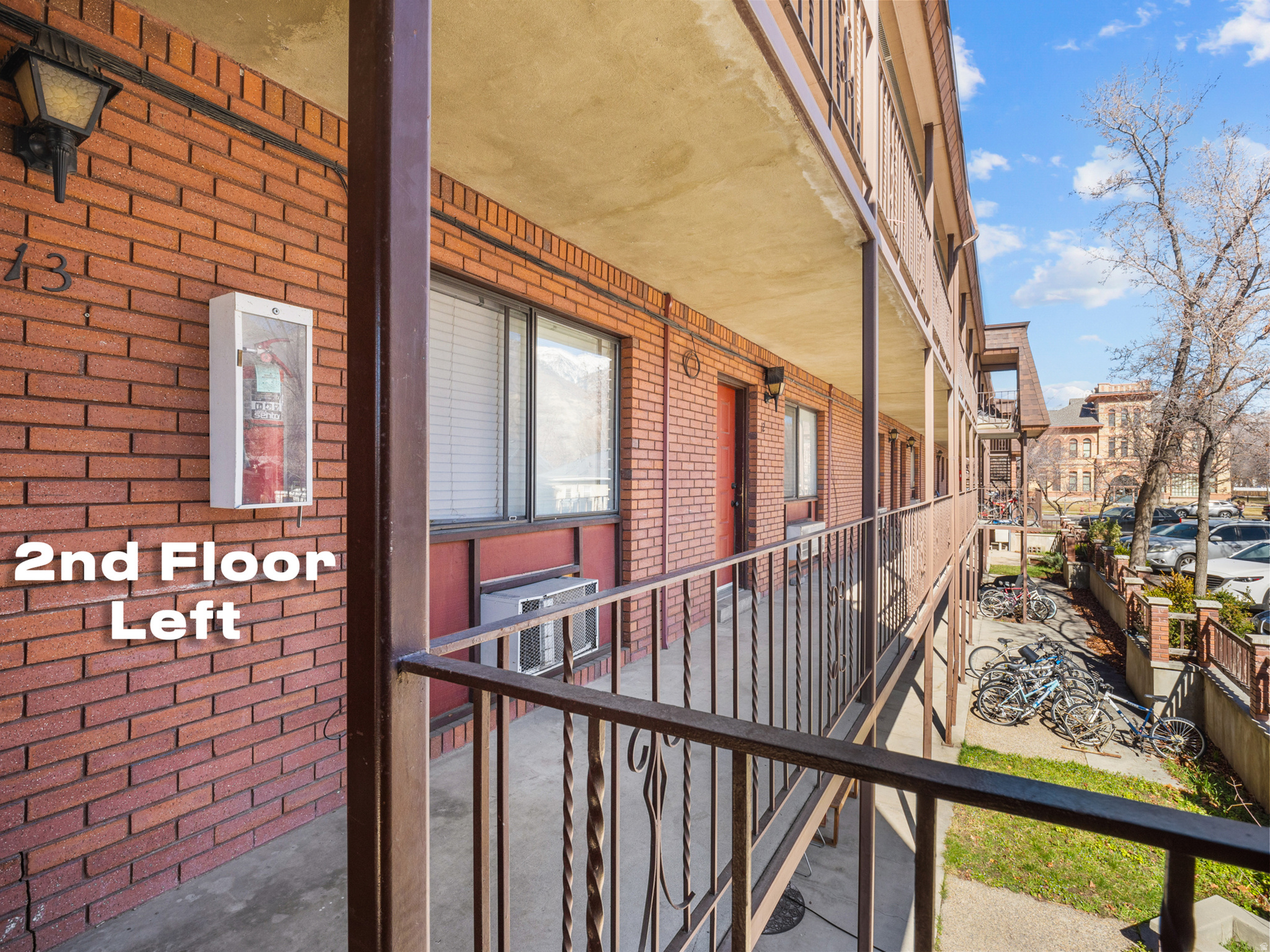 main property photo 28