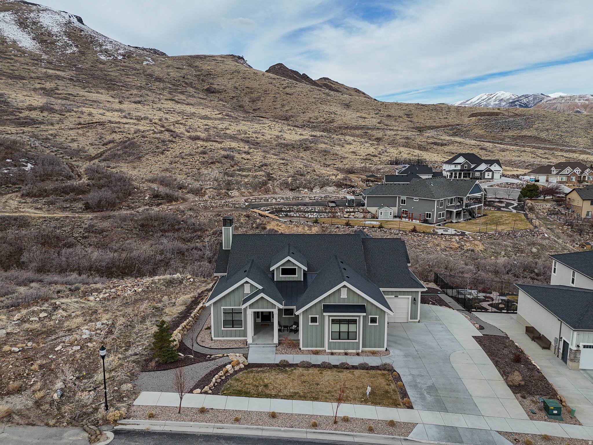 main property photo 11