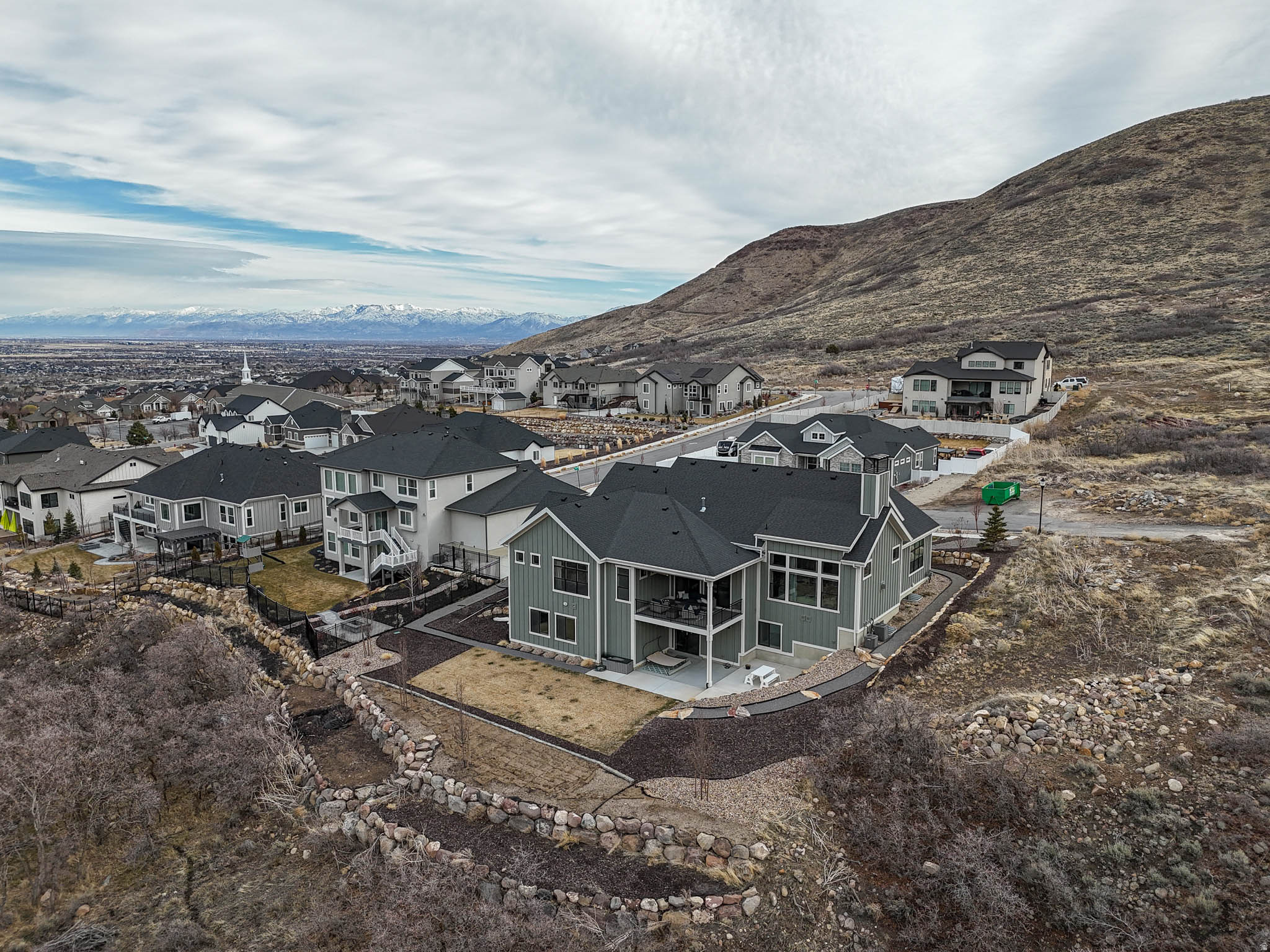 main property photo 14