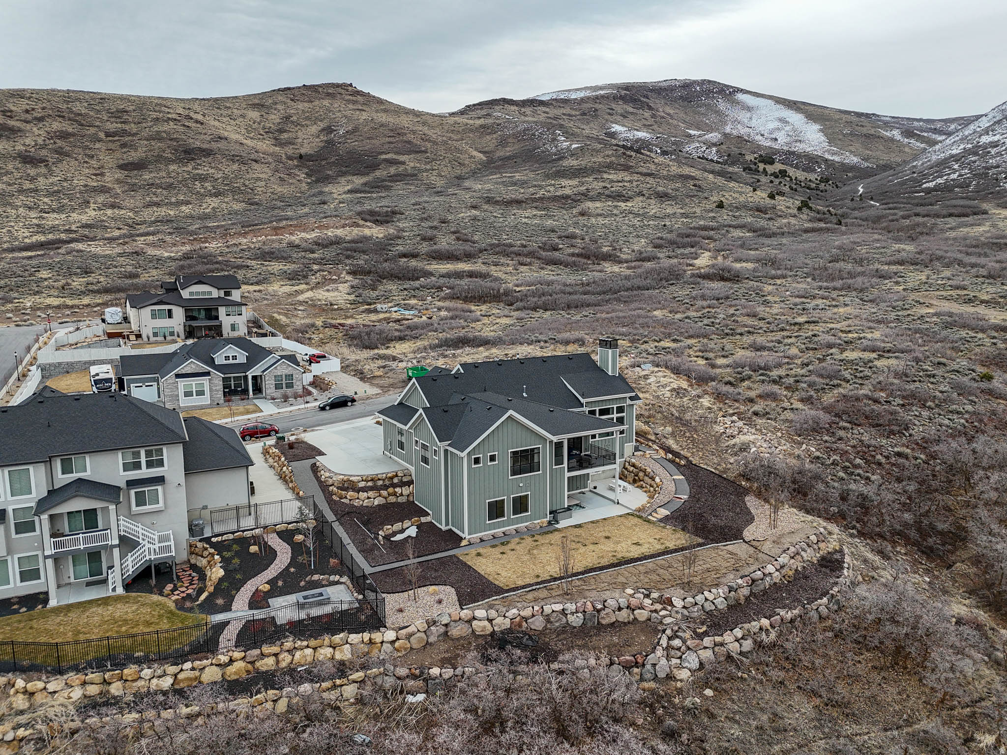 main property photo 16