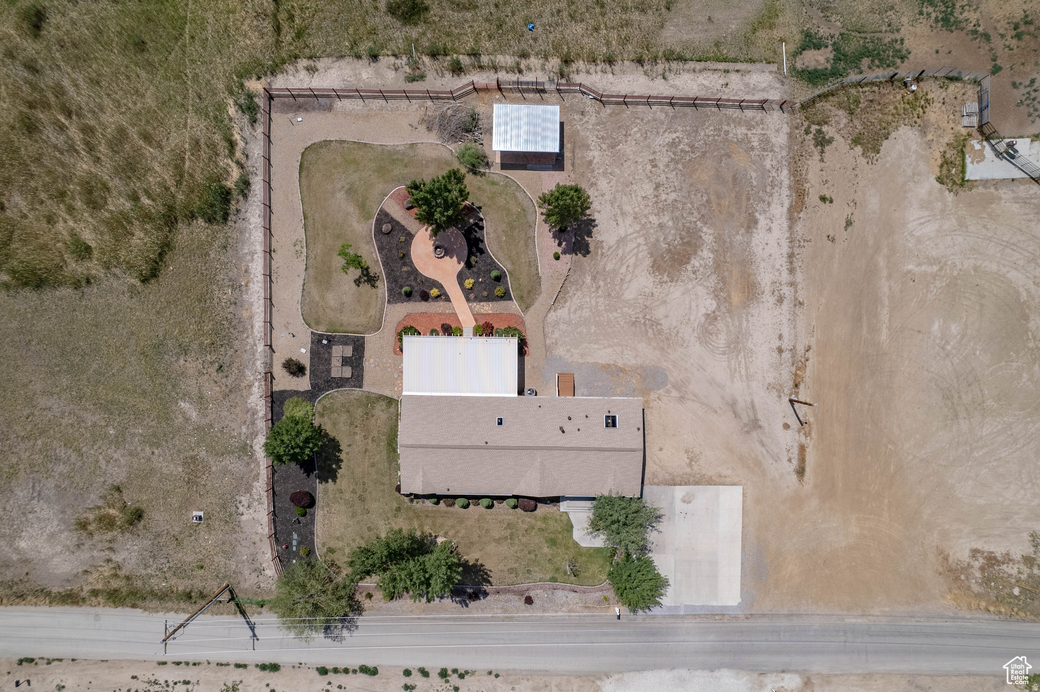 main property photo 26