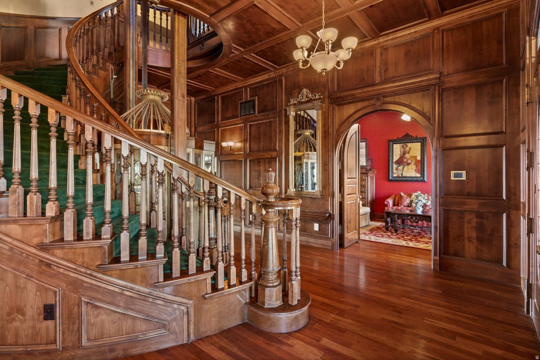 main property photo 28