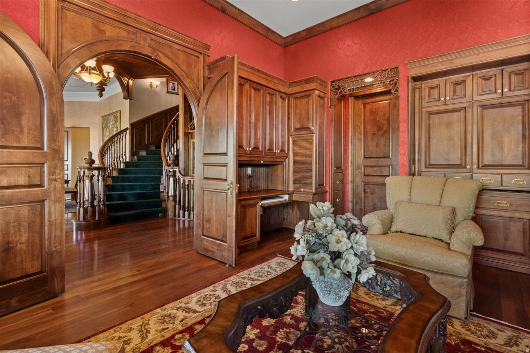 main property photo 30