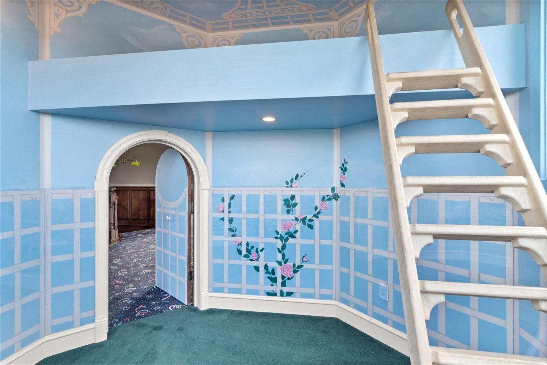 main property photo 50