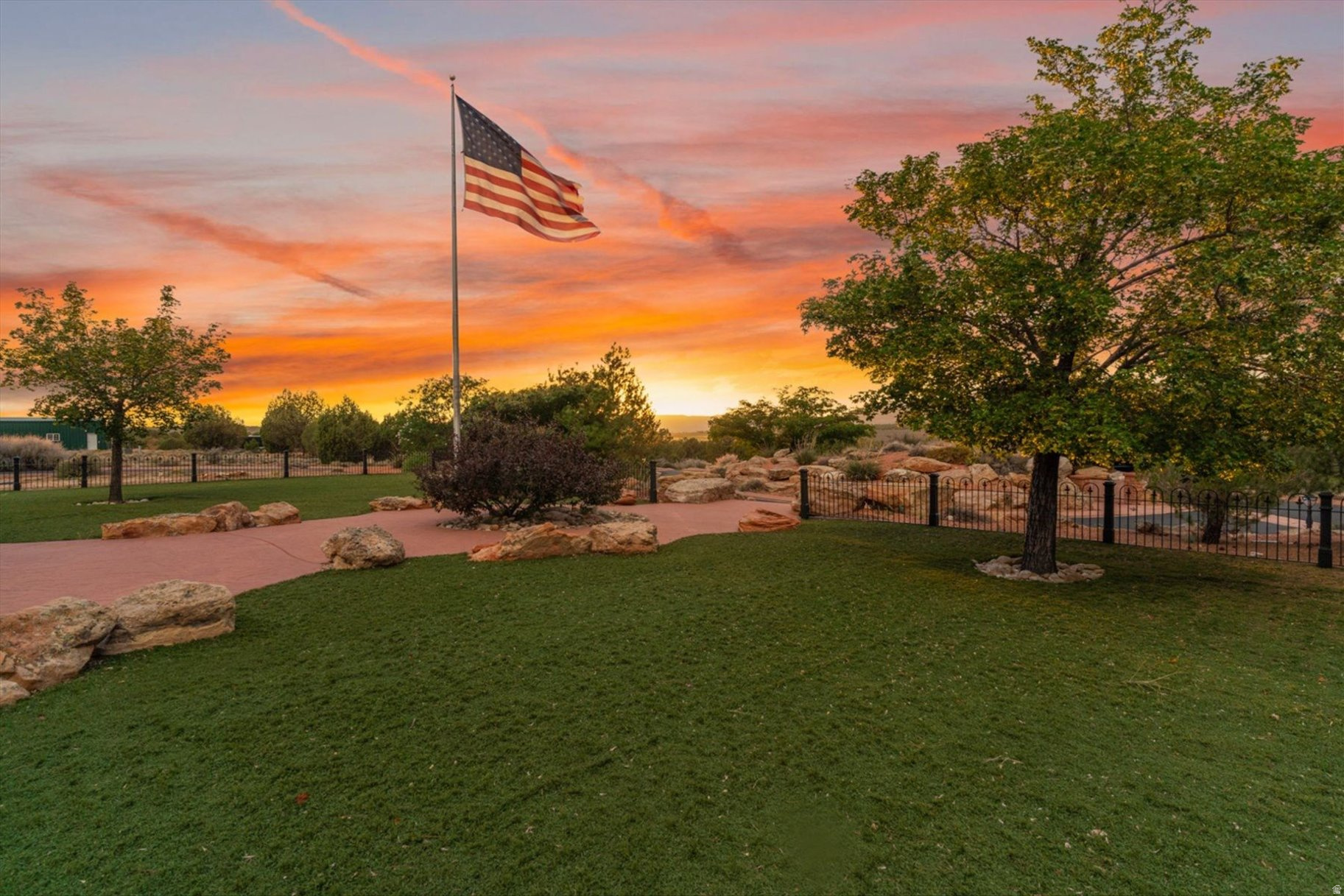 main property photo 67