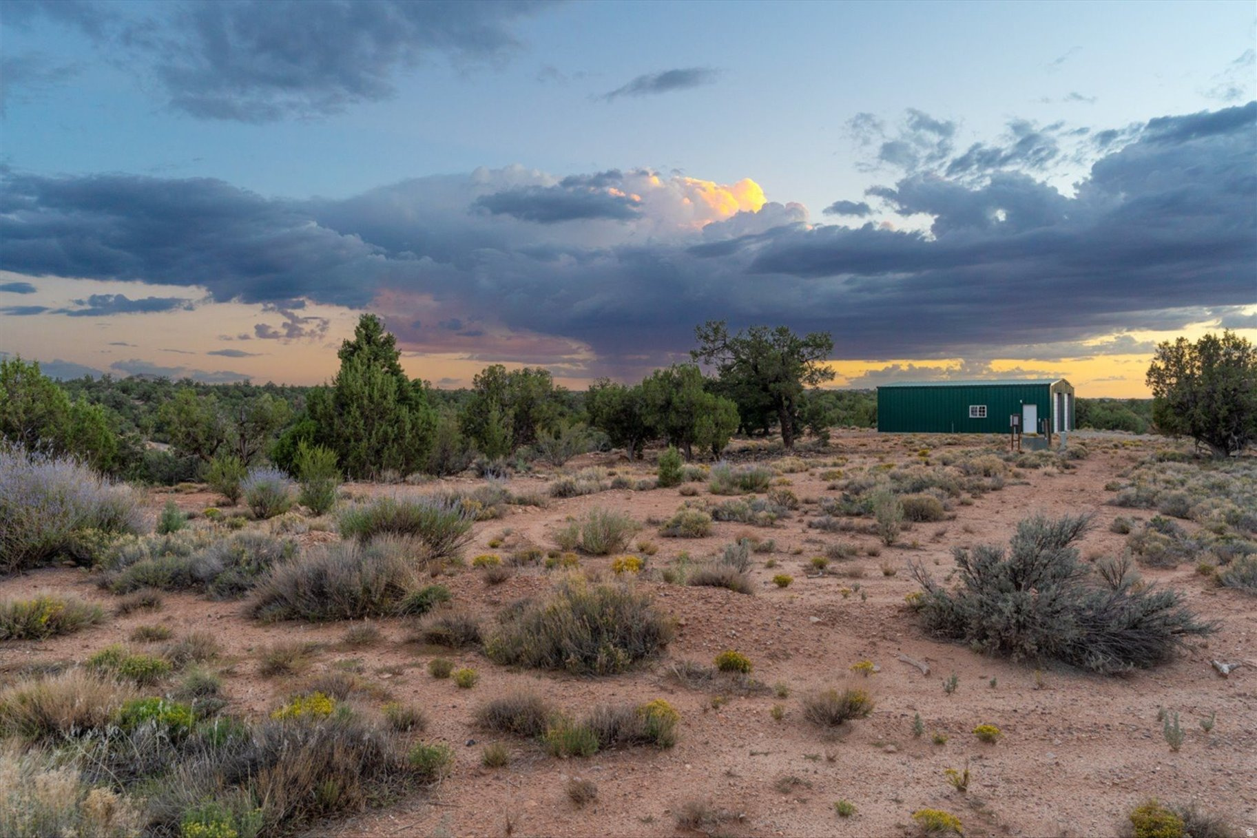 main property photo 74
