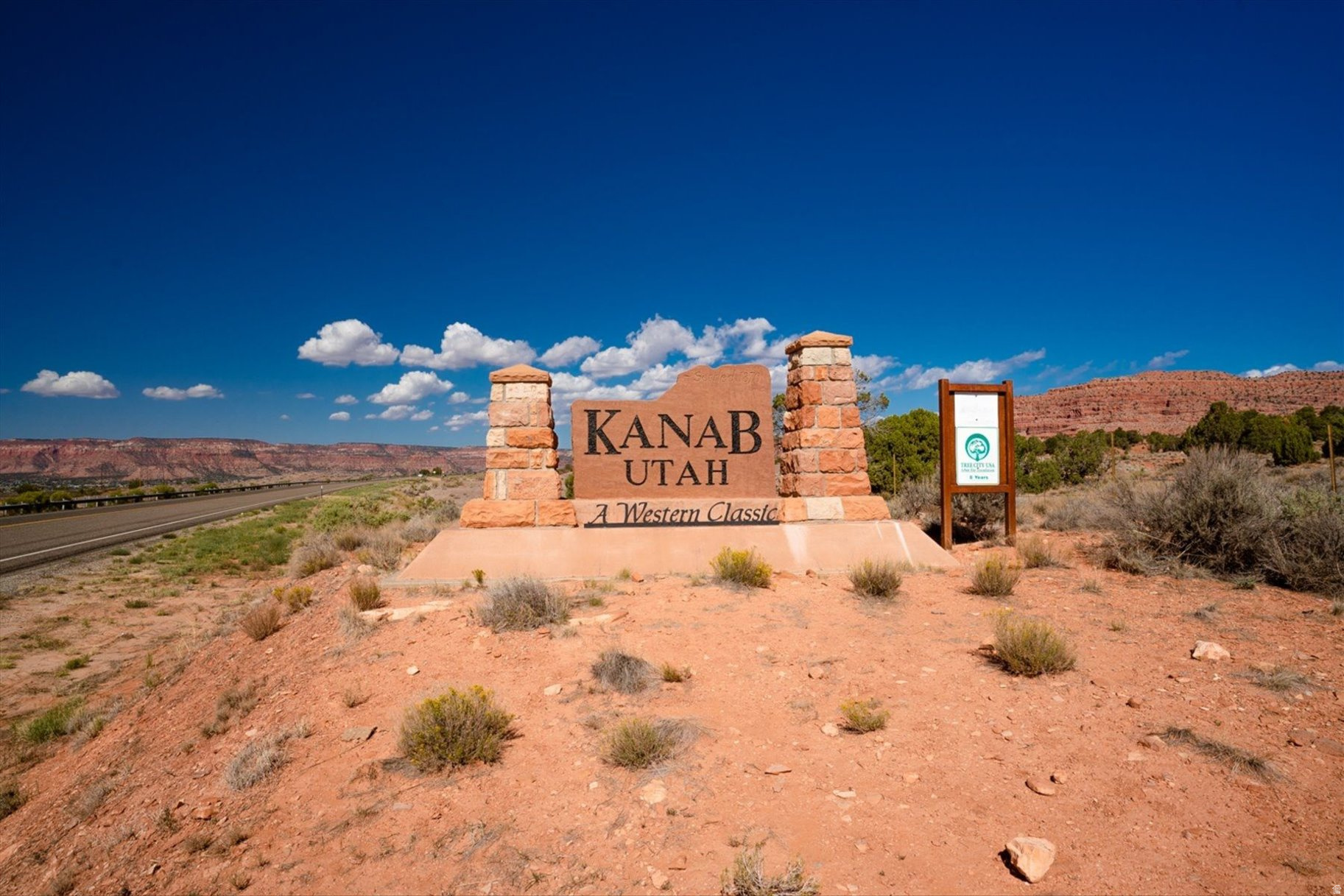 main property photo 76