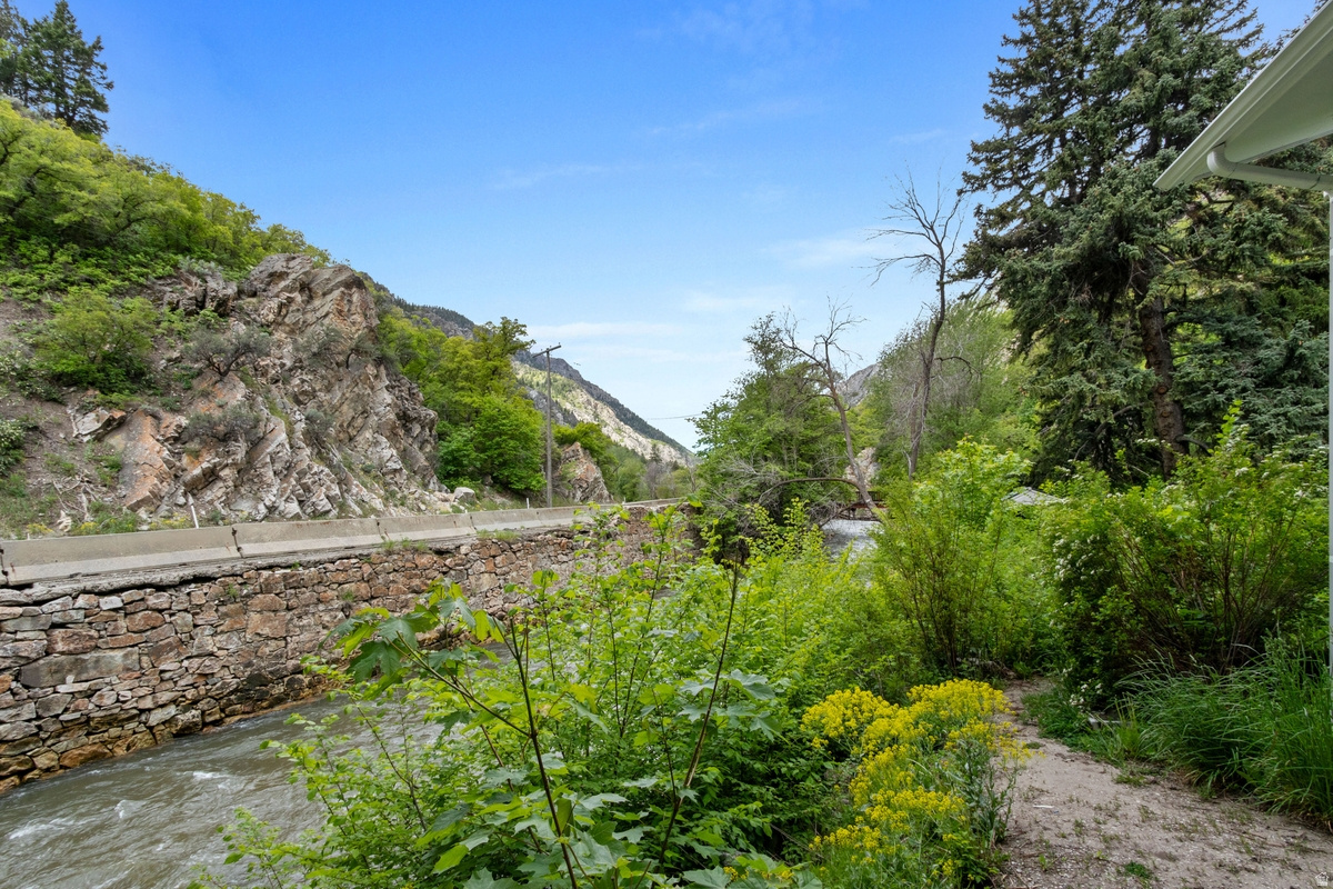 main property photo 60
