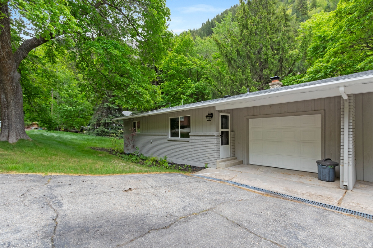 main property photo 75
