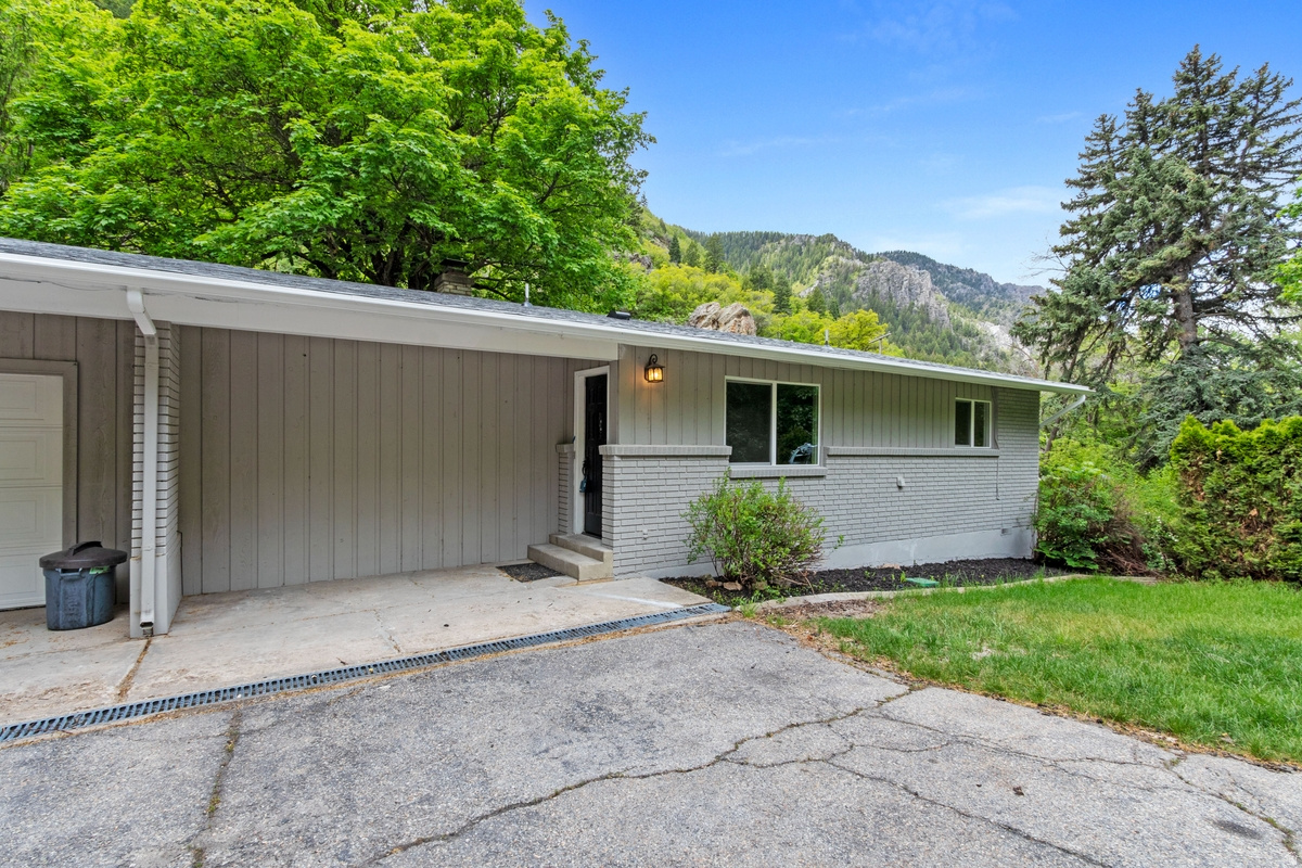 main property photo 76
