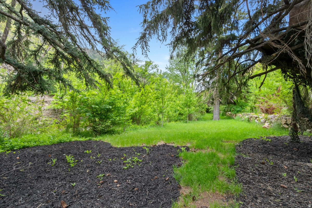 main property photo 80