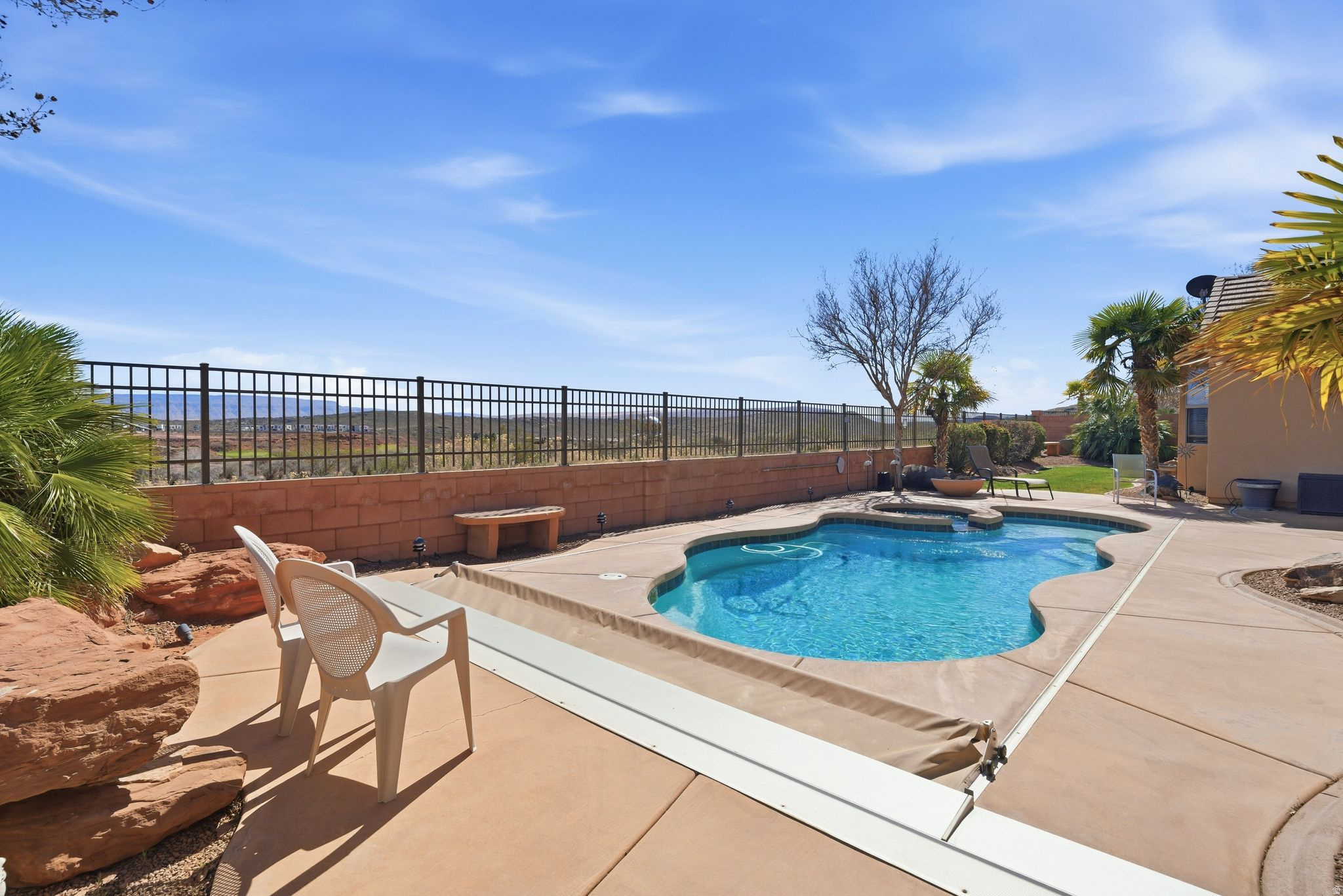 main property photo 33