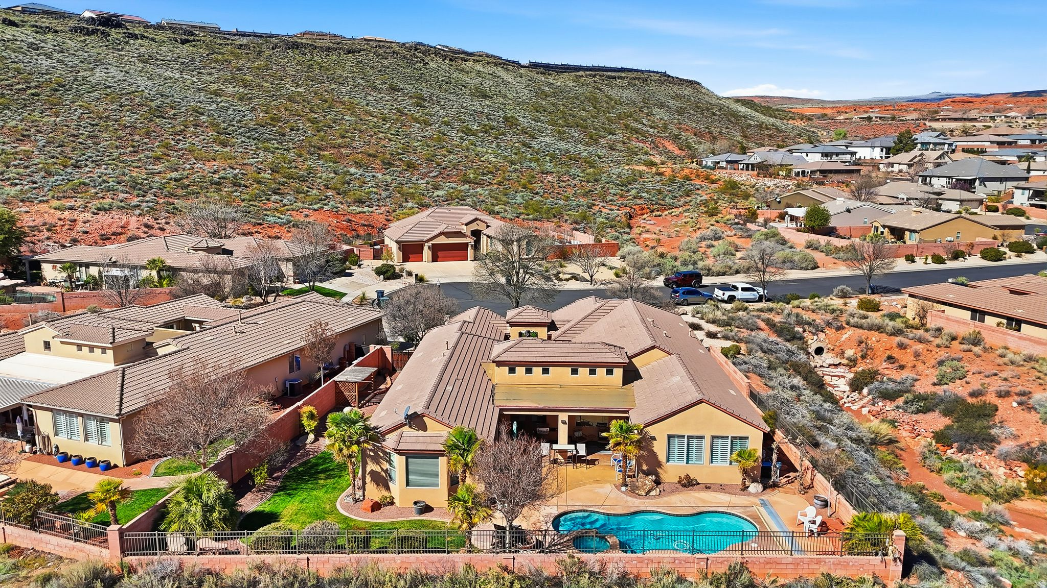 main property photo 45
