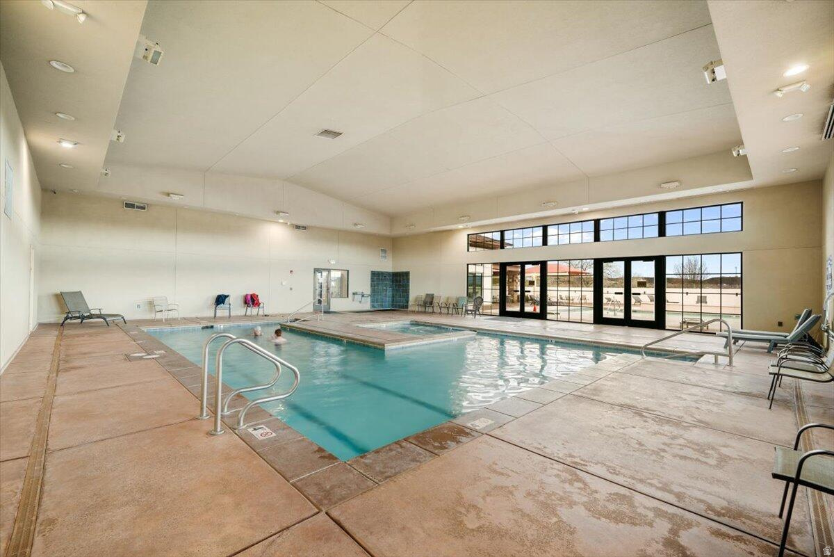 main property photo 57